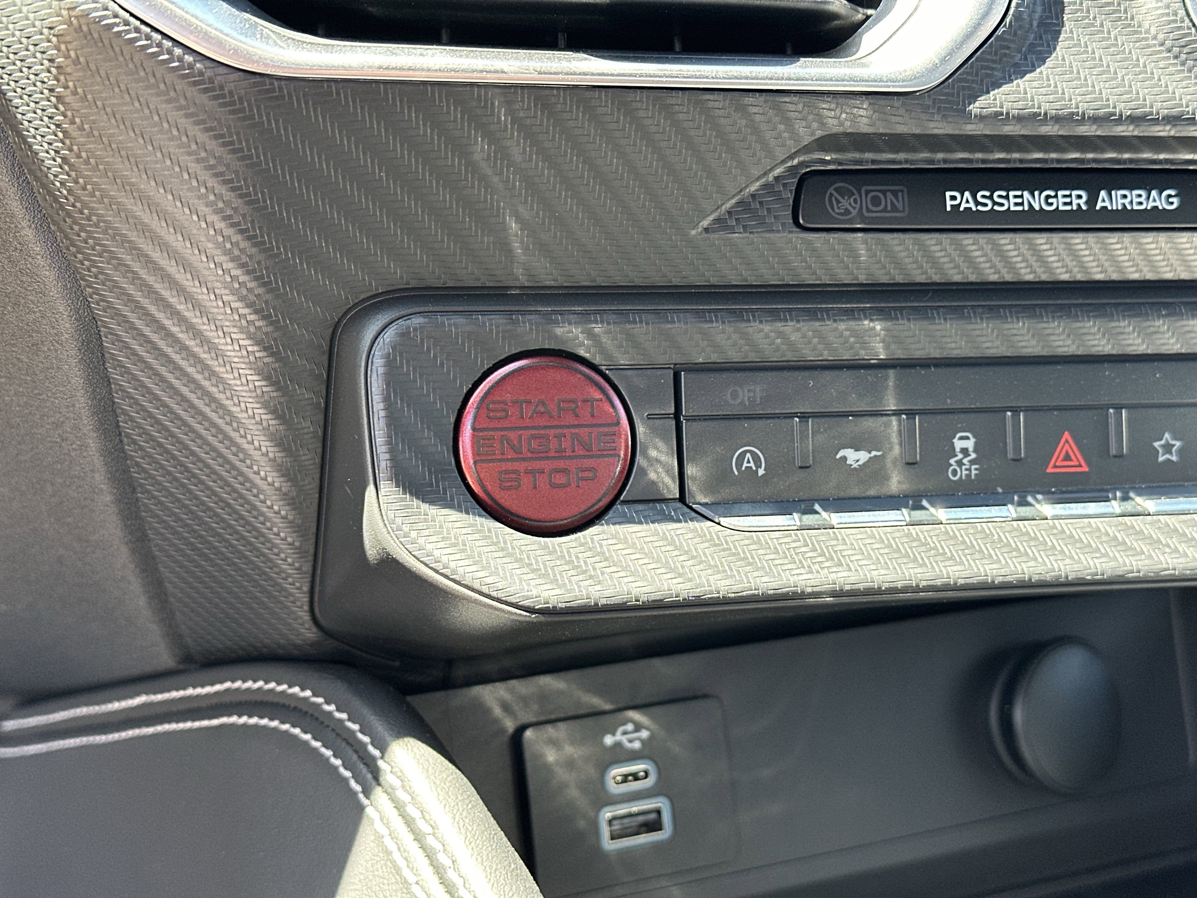 2025 Ford Mustang GT Premium Fastback