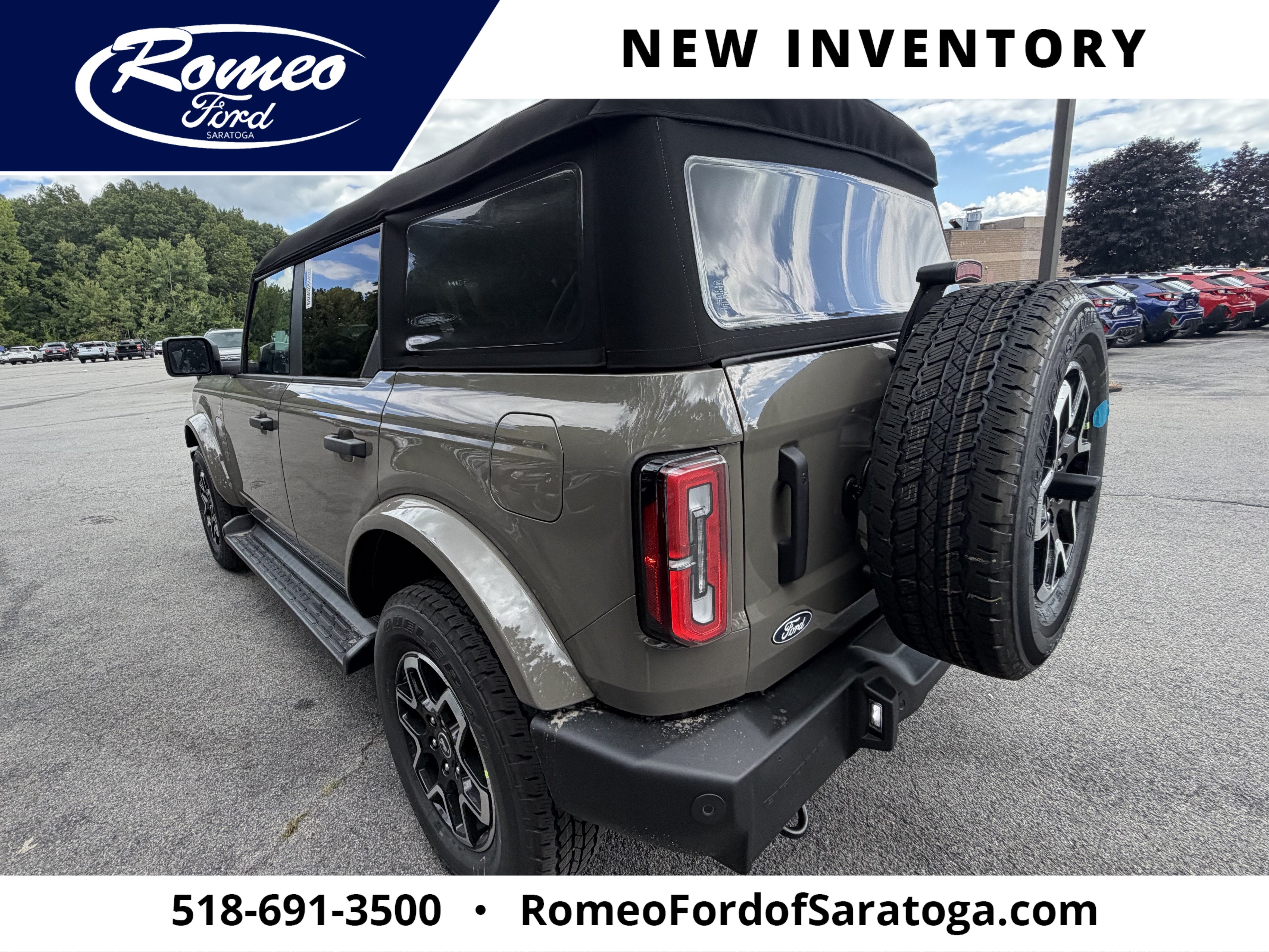 2026 Ford Bronco Outer Banks