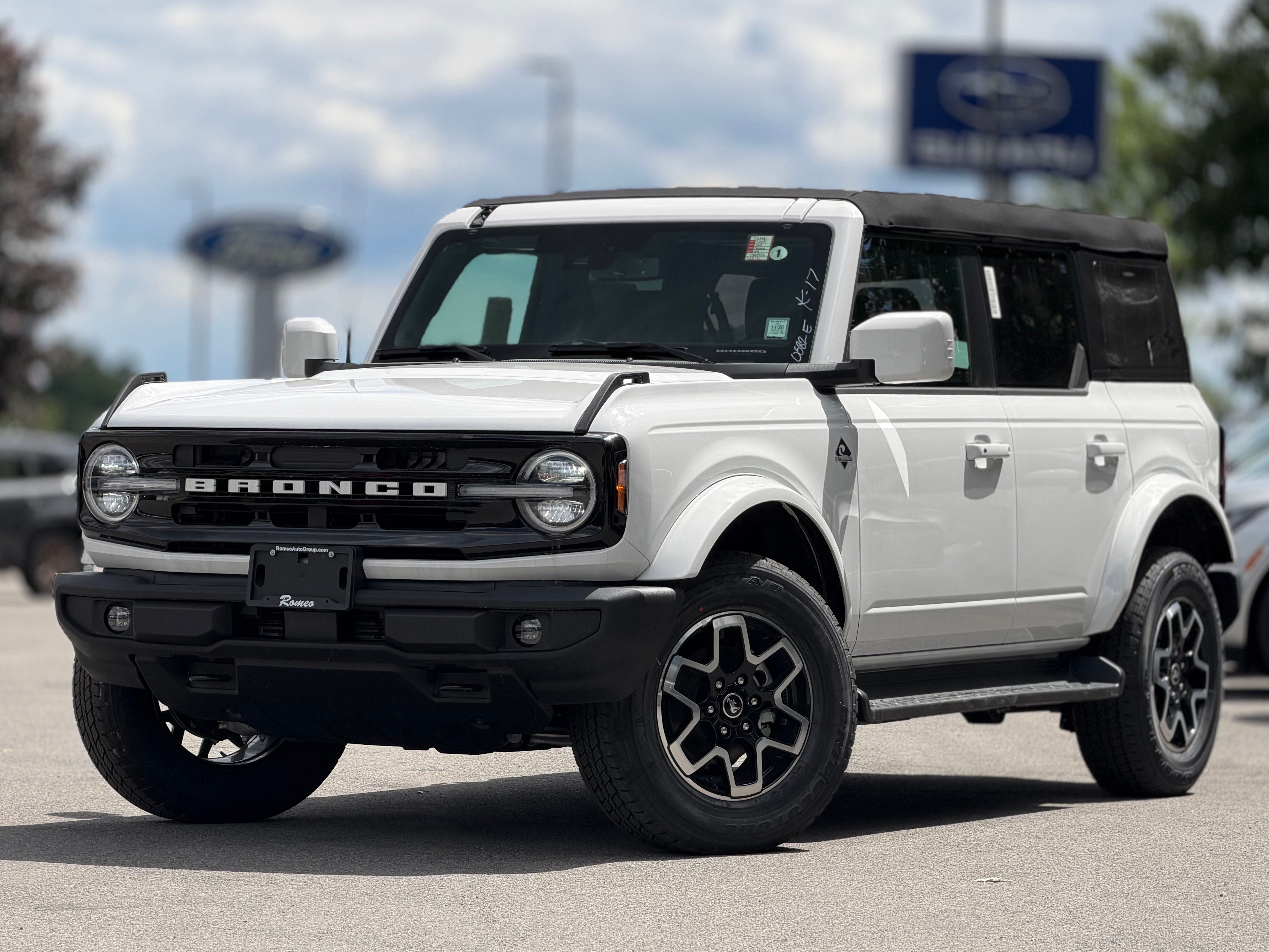 2025 Ford Bronco Outer Banks