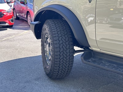 2025 Ford Bronco Base