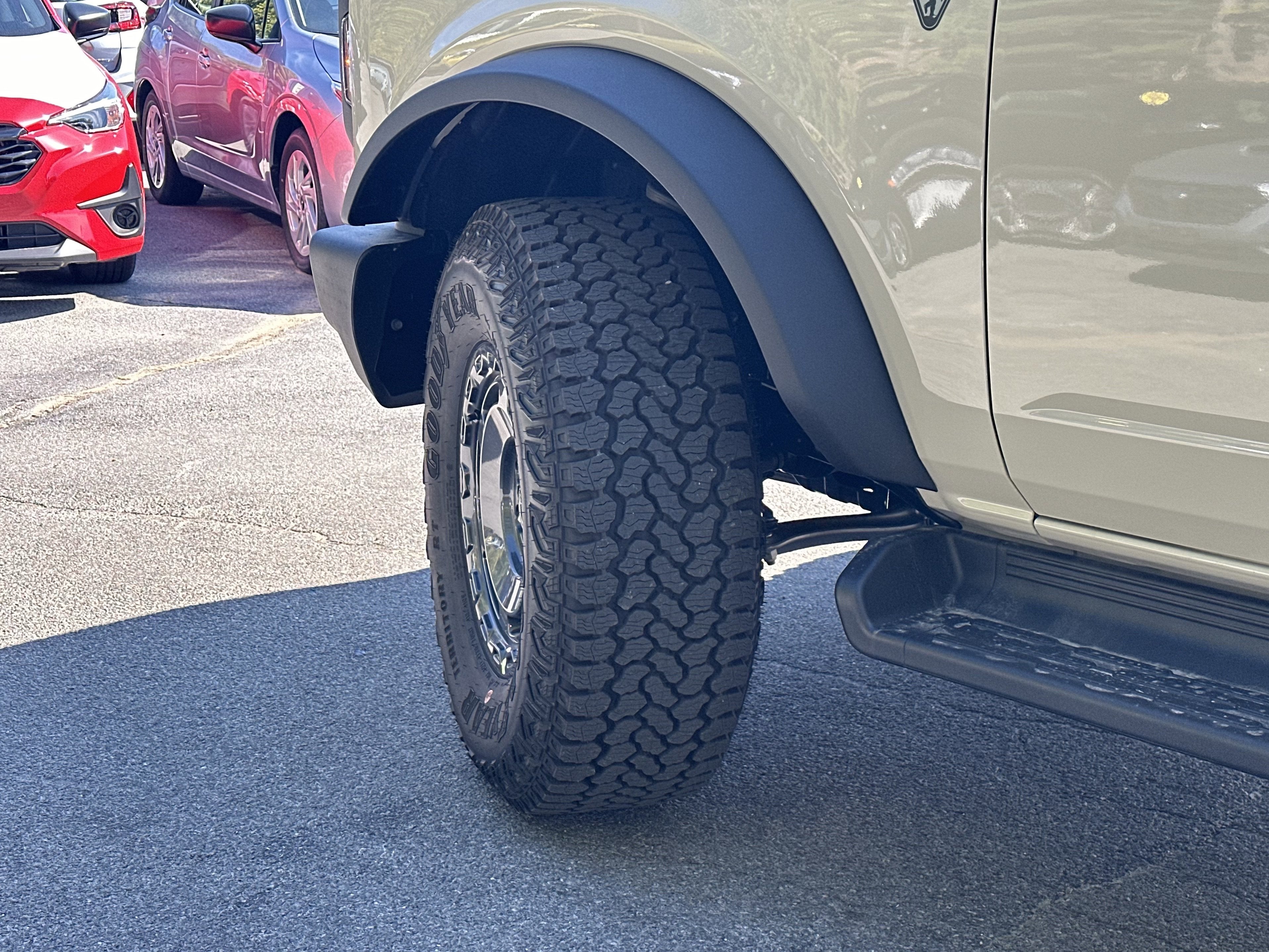 2025 Ford Bronco Base