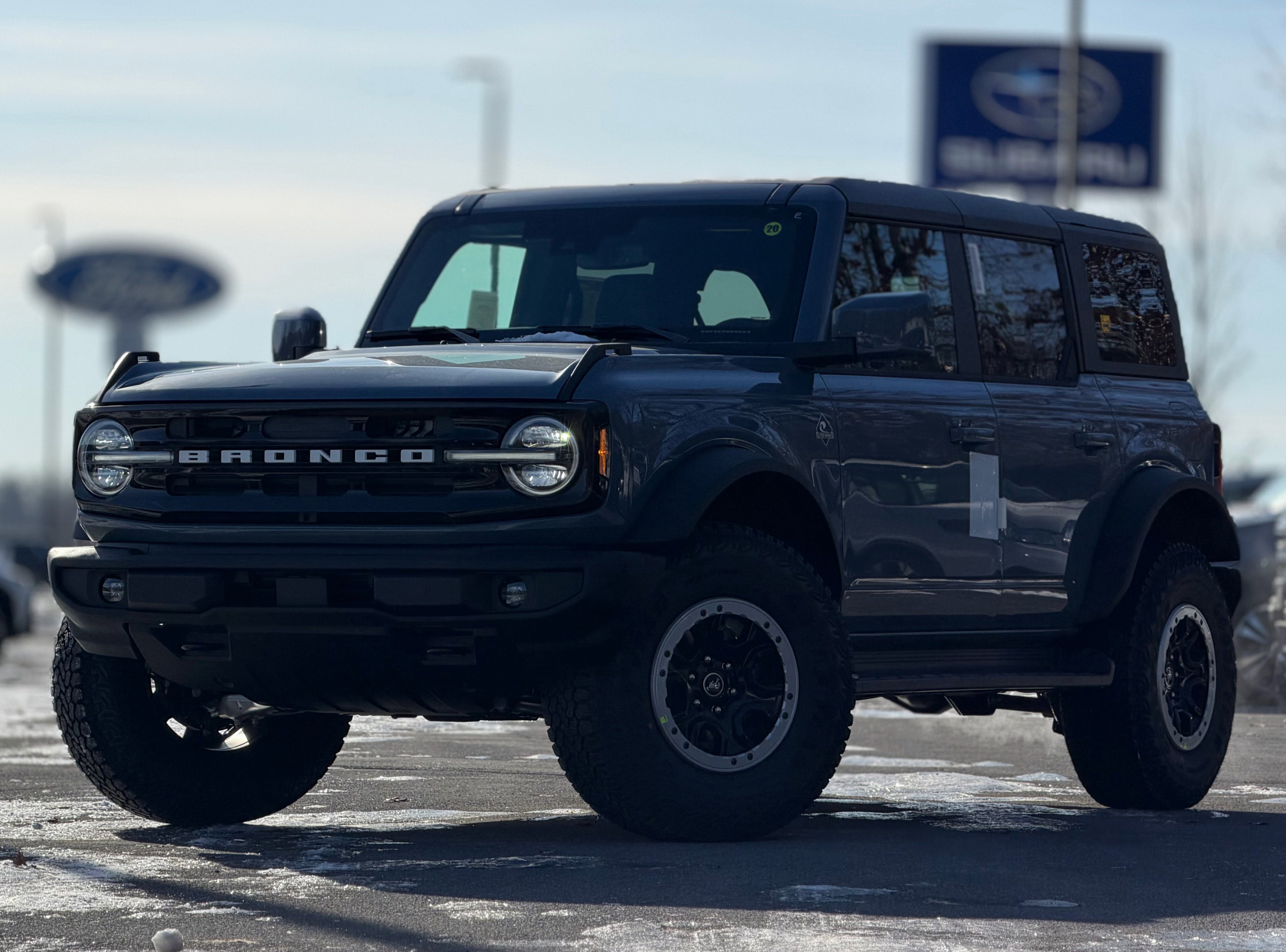 2025 Ford Bronco Outer Banks
