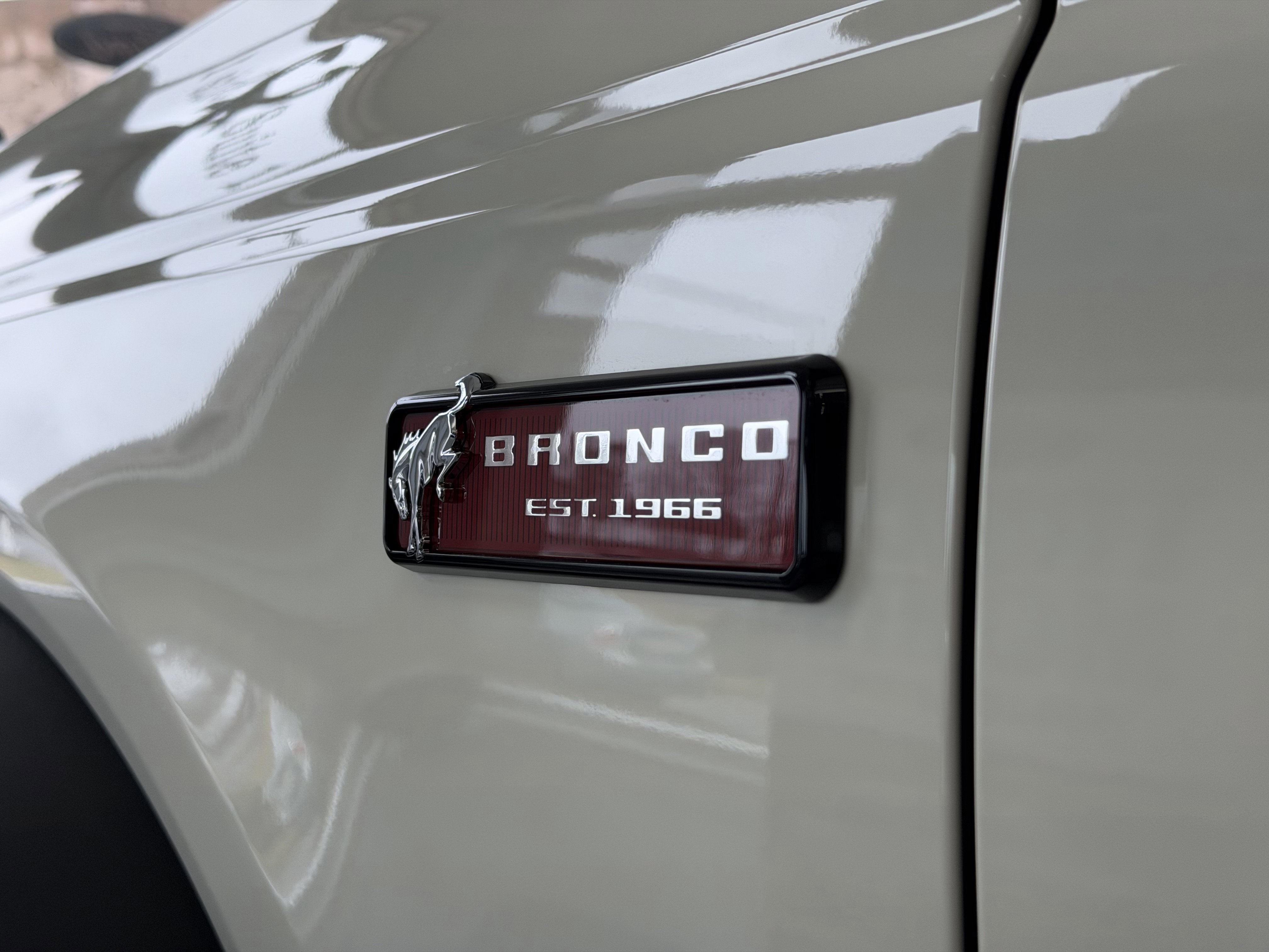 2026 Ford Bronco Outer Banks