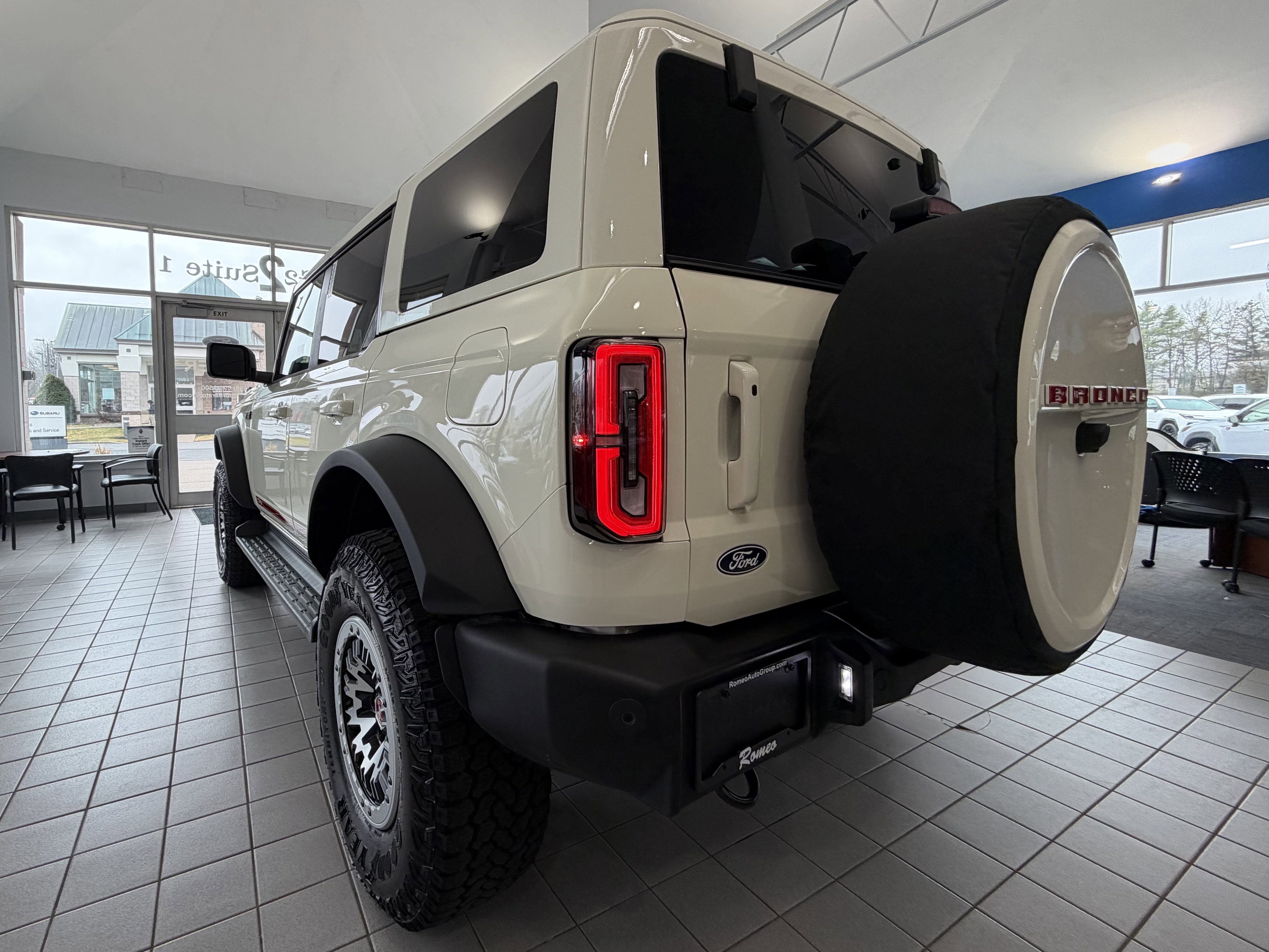 2026 Ford Bronco Outer Banks