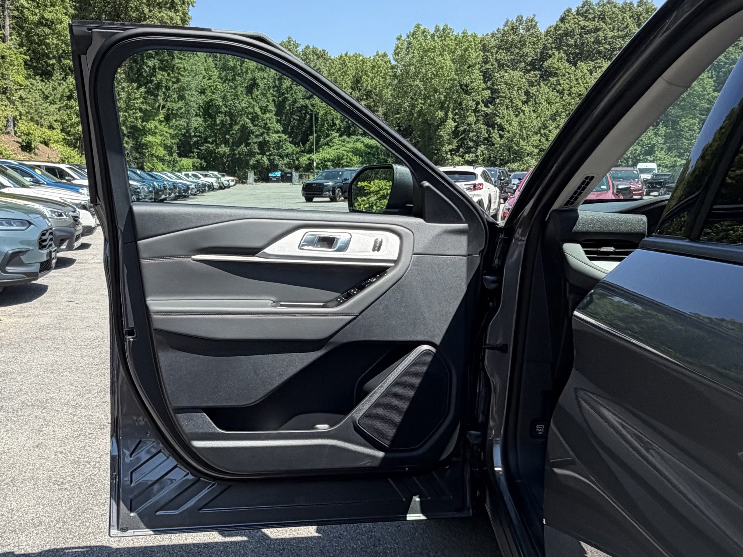 2026 Ford Explorer Active w/200A Pkg