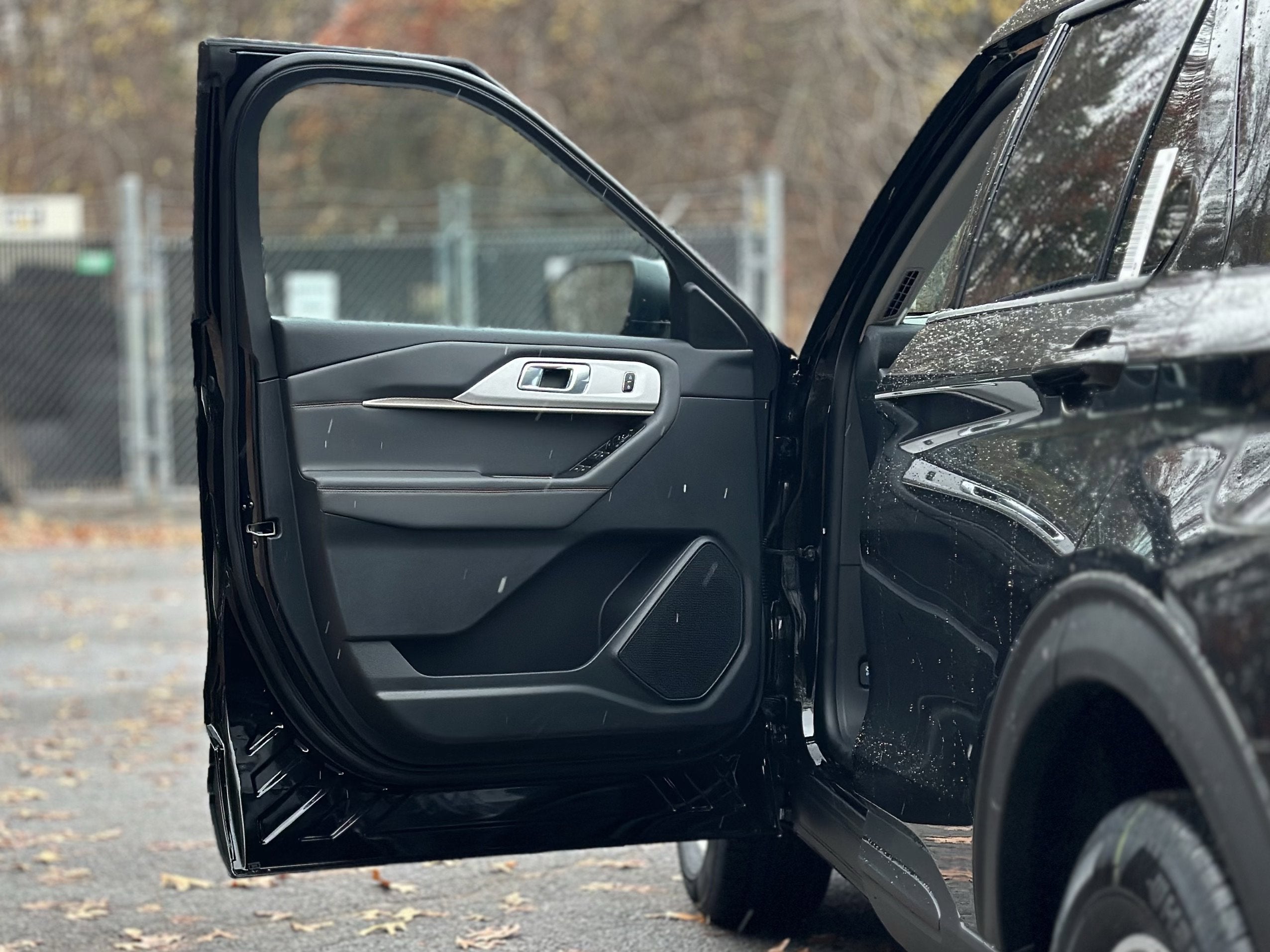 2026 Ford Explorer Active w/100A Pkg