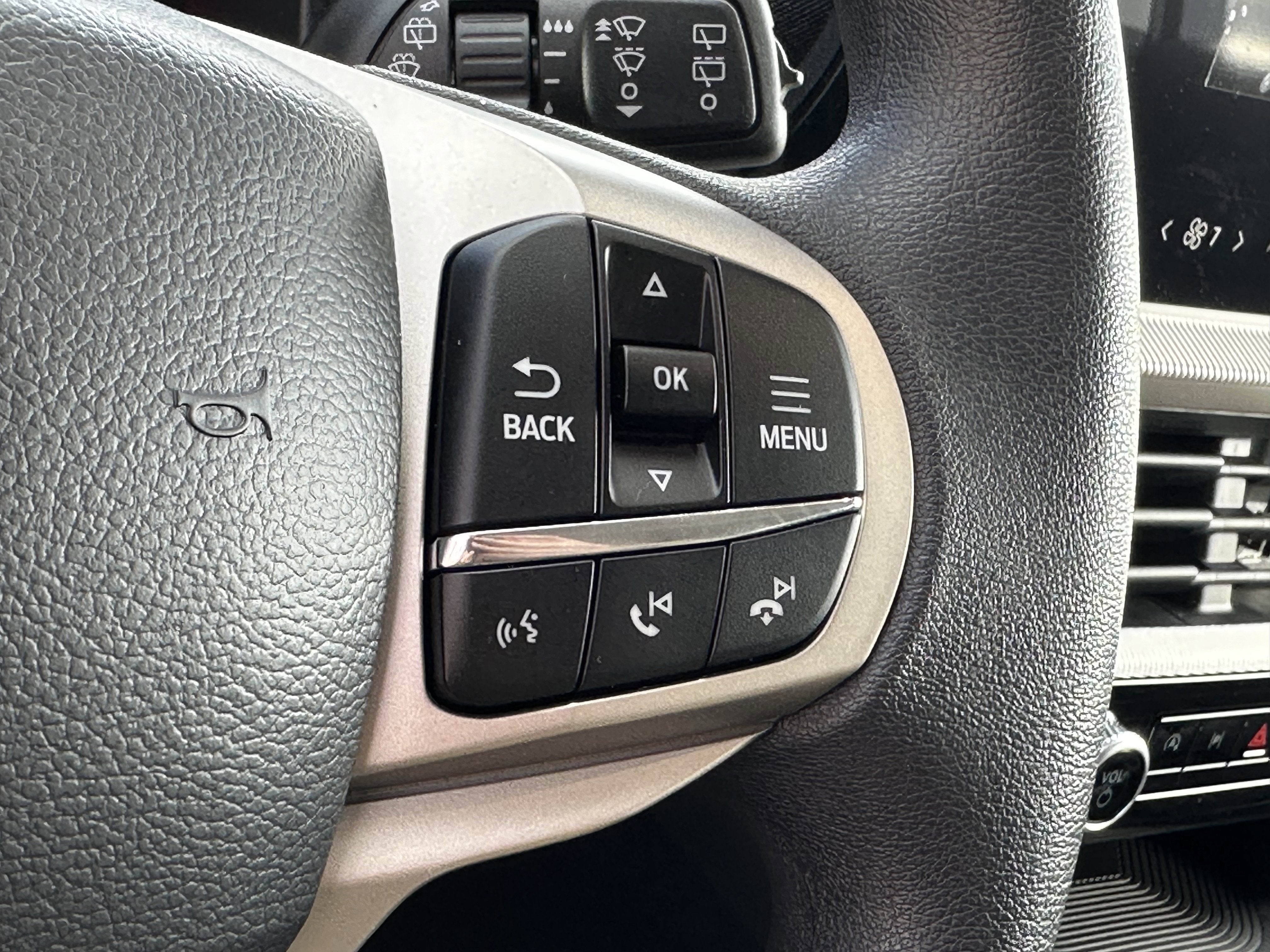 2026 Ford Explorer Active (100A)