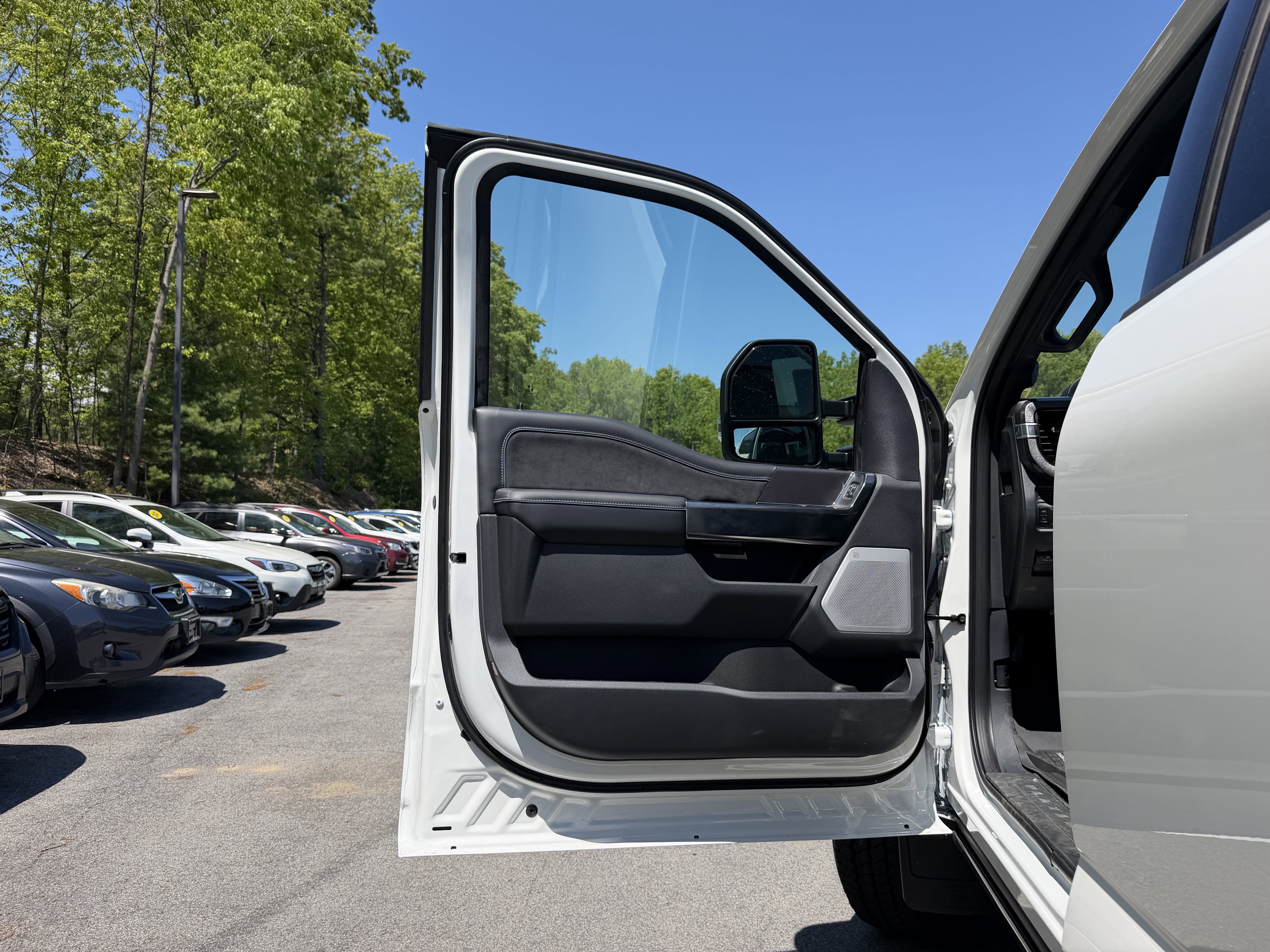 2026 Ford Super Duty F-350 SRW Platinum
