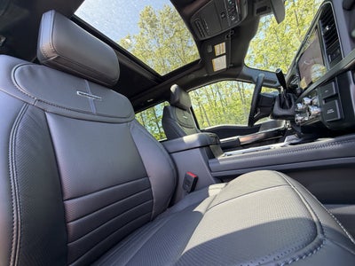 2026 Ford Super Duty F-350 SRW Platinum