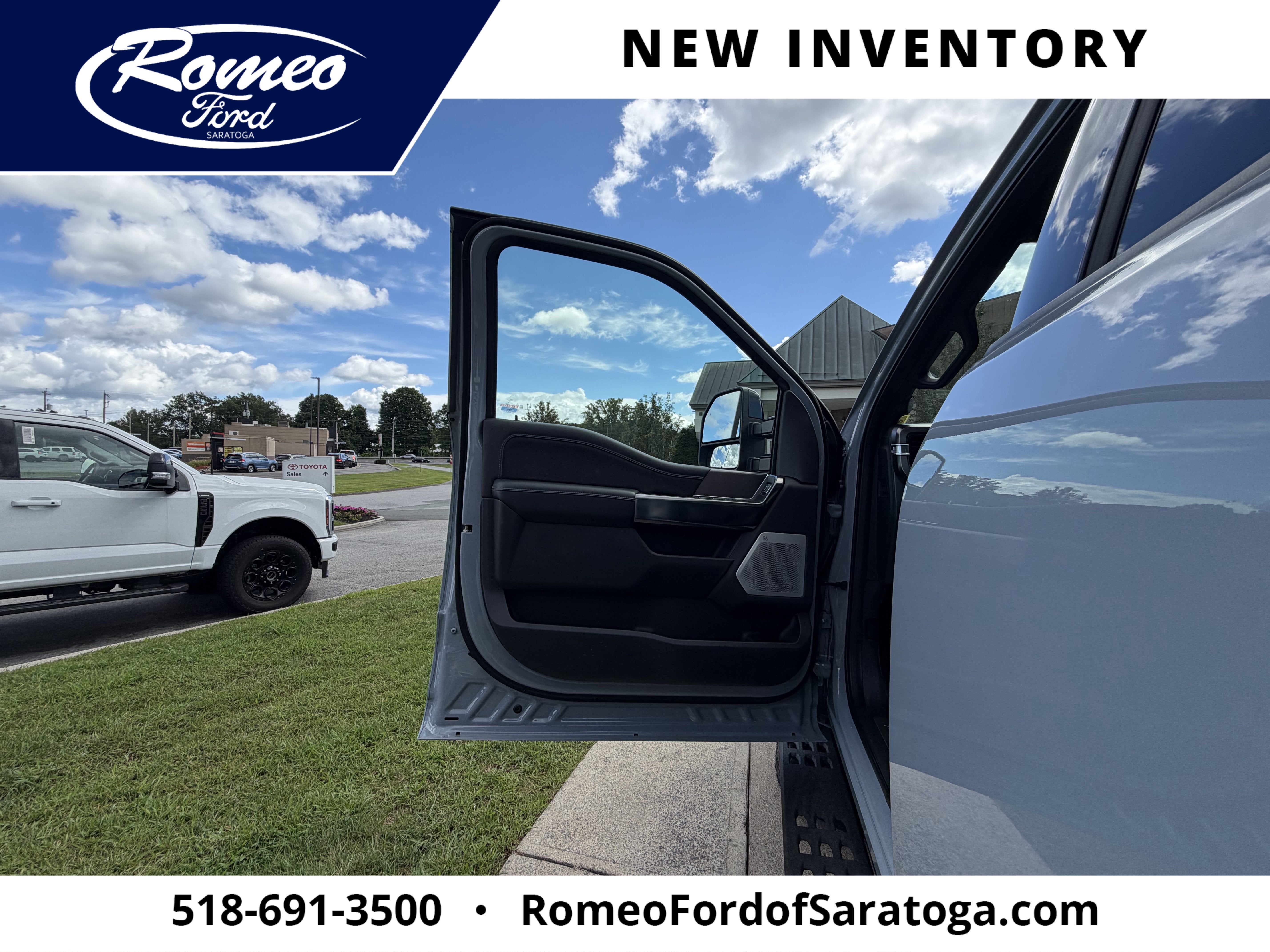 2026 Ford Super Duty F-350 SRW F-350® Platinum®
