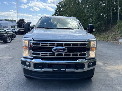 2025 Ford Super Duty F-350 SRW F-350® XLT