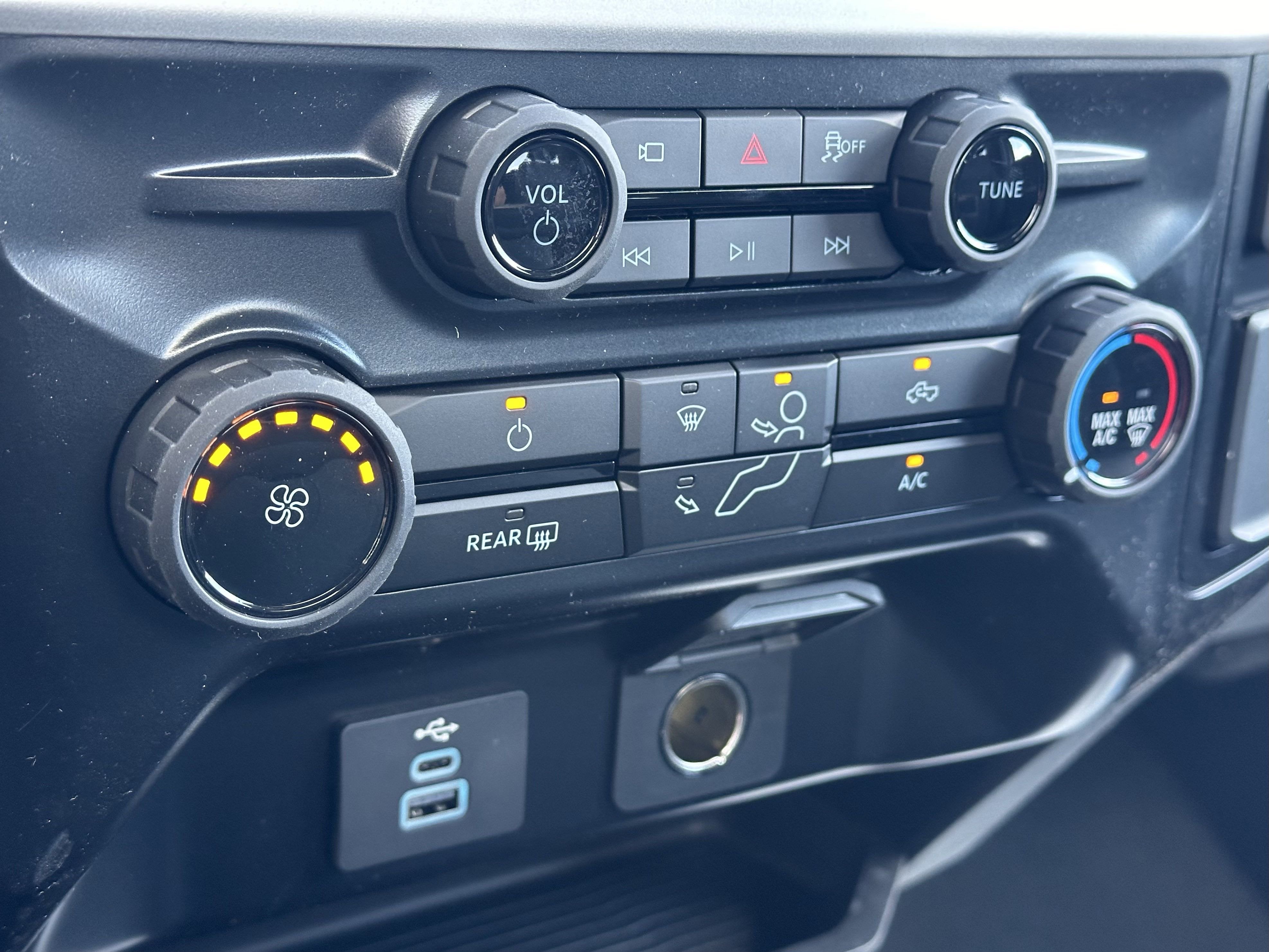 2025 Ford Super Duty F-350 SRW F-350® XLT