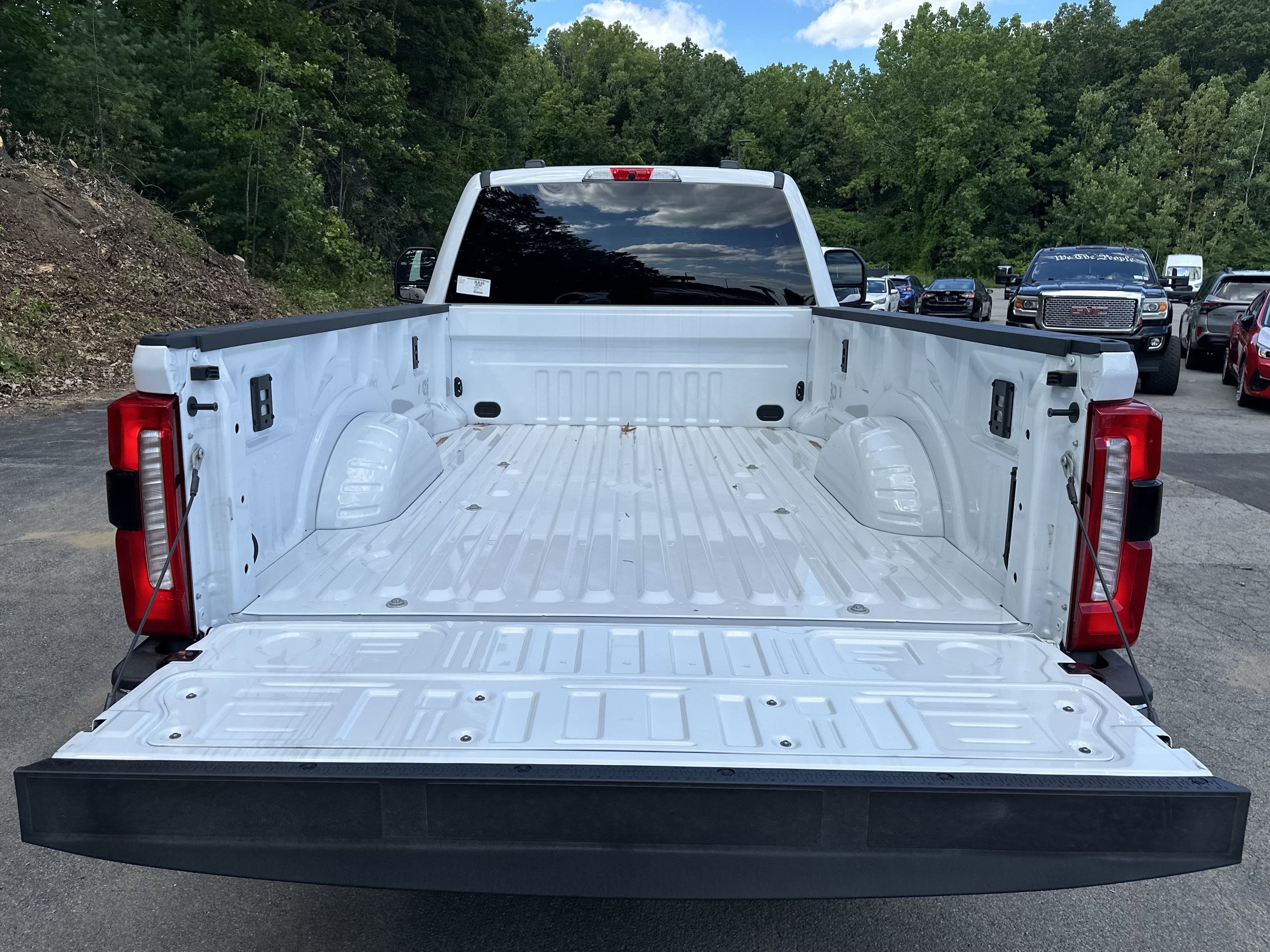 2025 Ford Super Duty F-350 SRW F-350® XLT