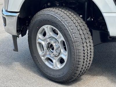 2025 Ford Super Duty F-350 SRW F-350® XLT