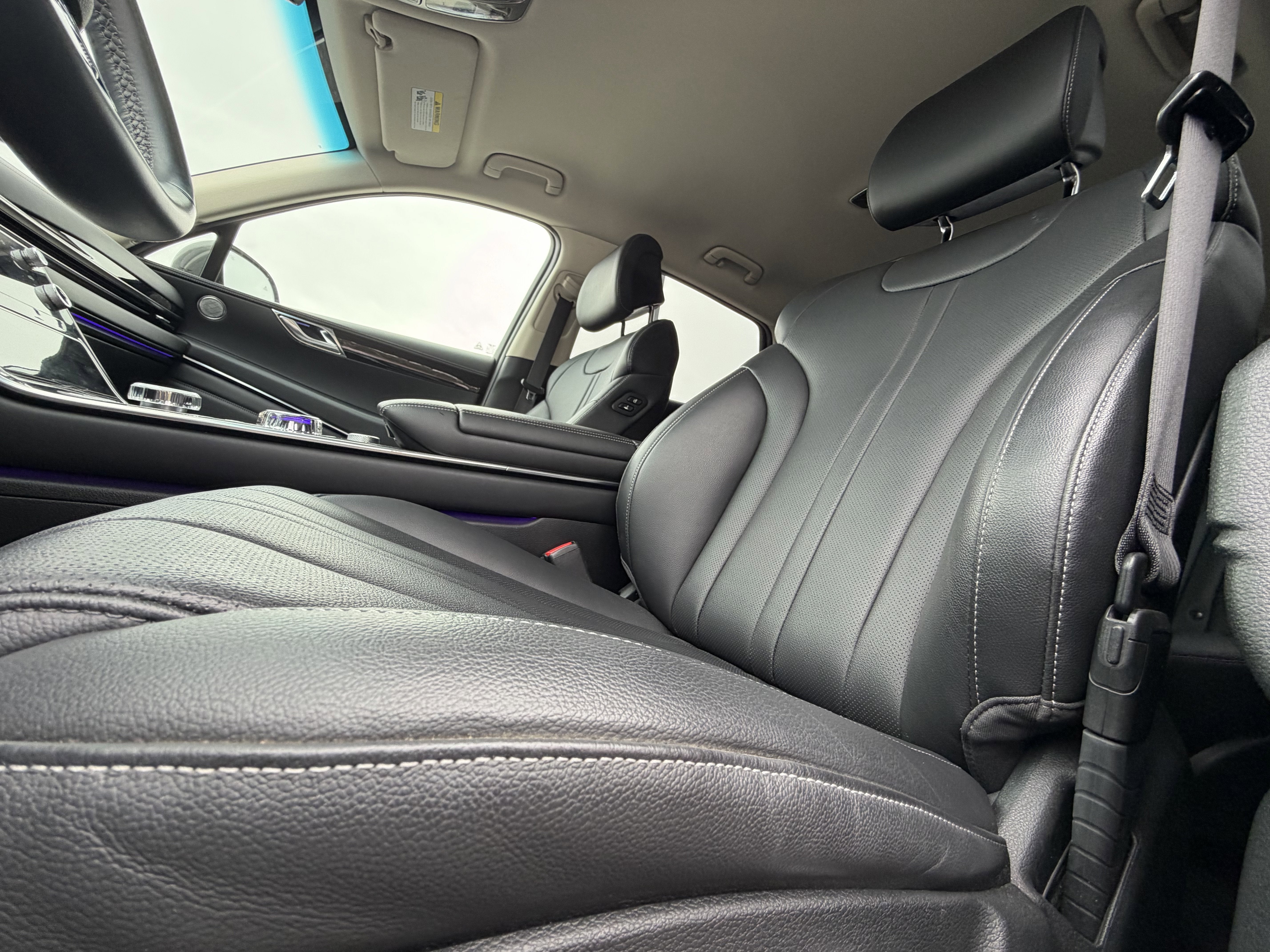 2025 Genesis GV80 Standard