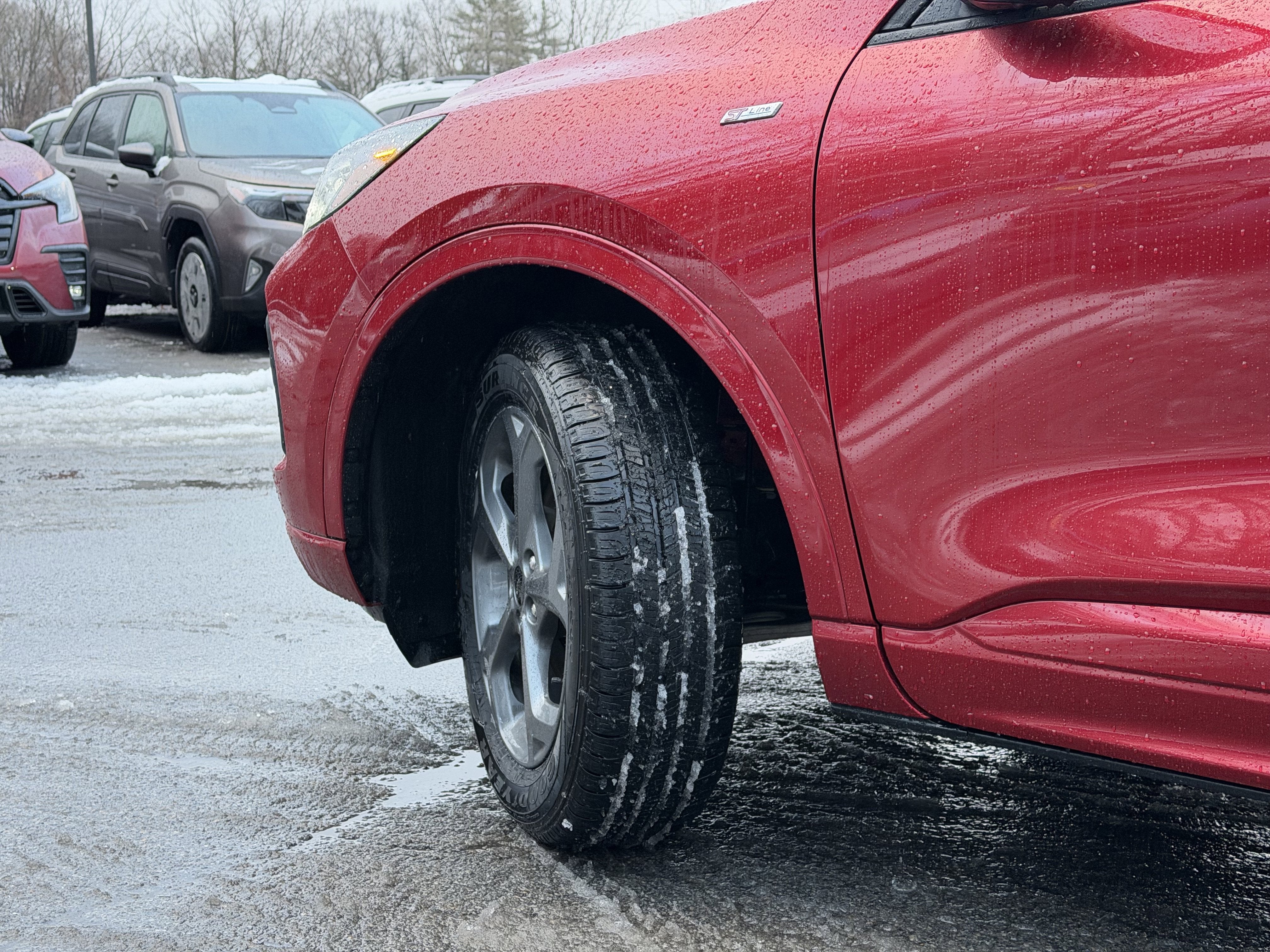 2023 Ford Escape Hybrid ST-Line Select