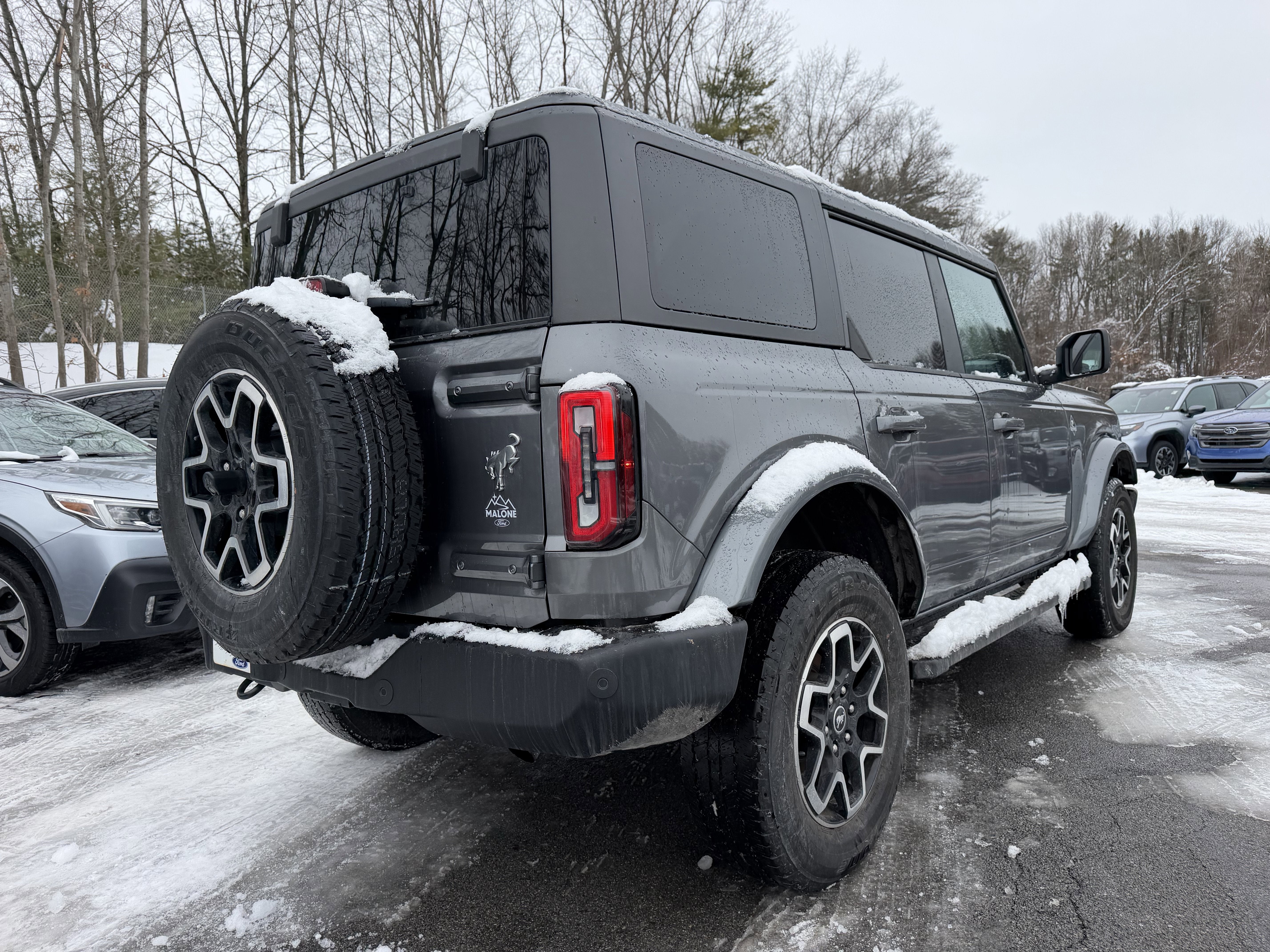 2024 Ford Bronco Outer Banks