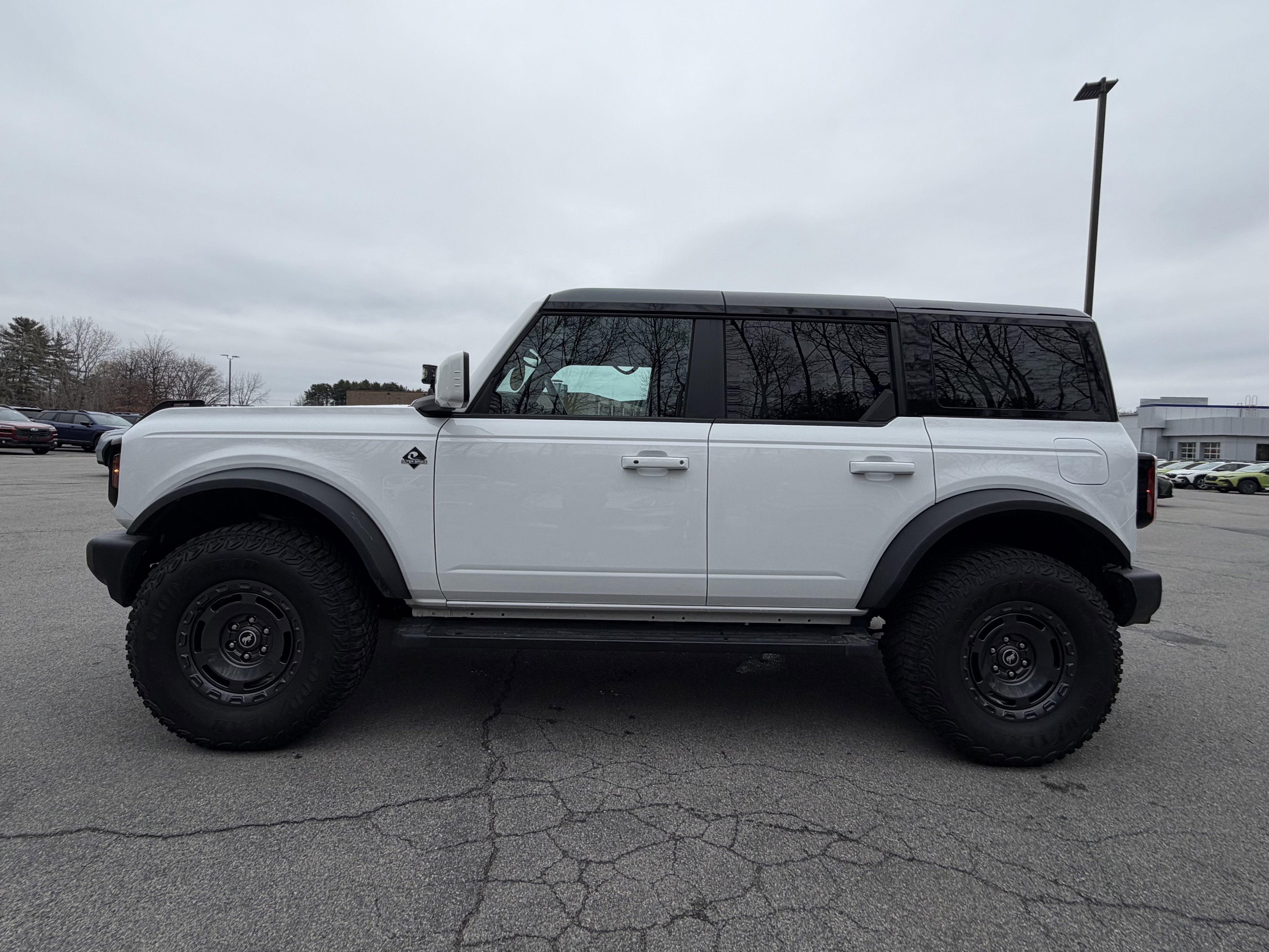 2024 Ford Bronco Outer Banks