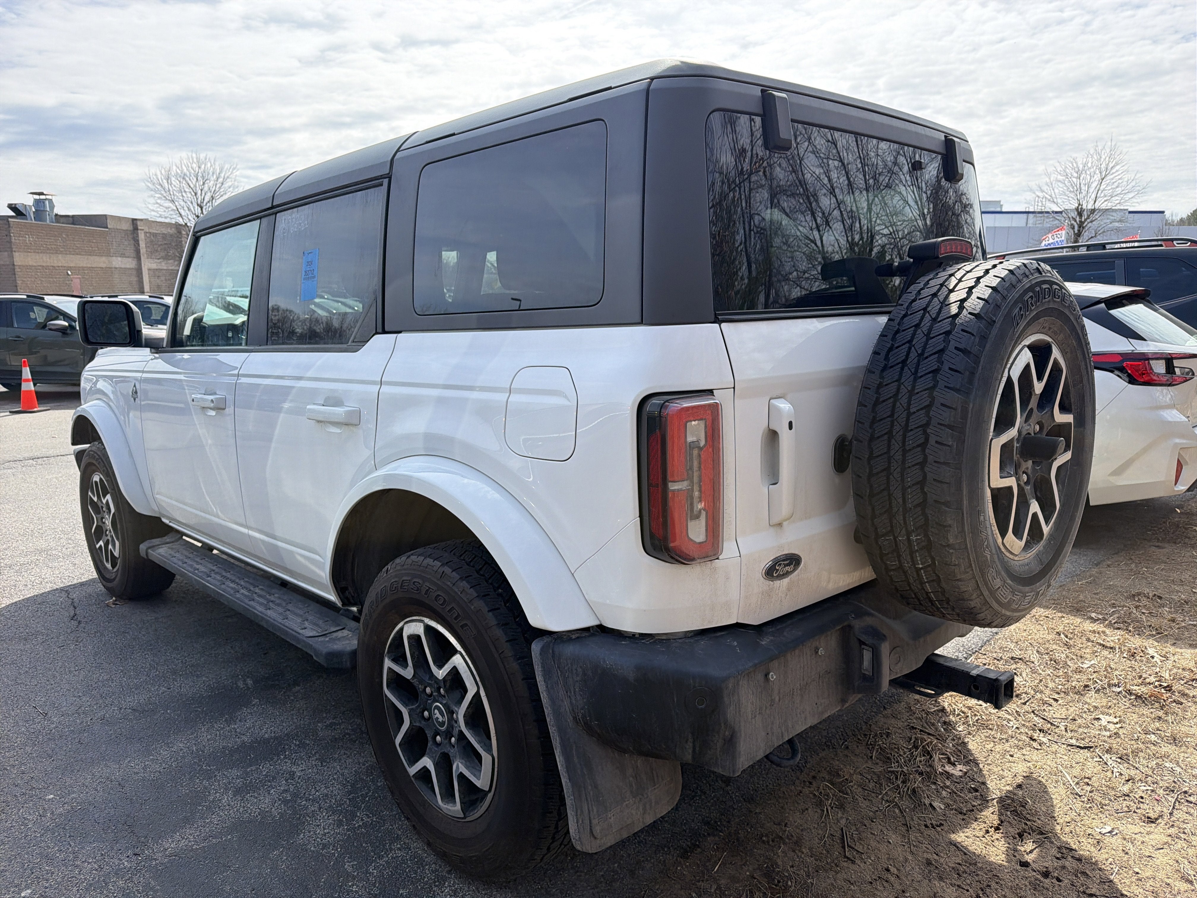 2024 Ford Bronco Outer Banks