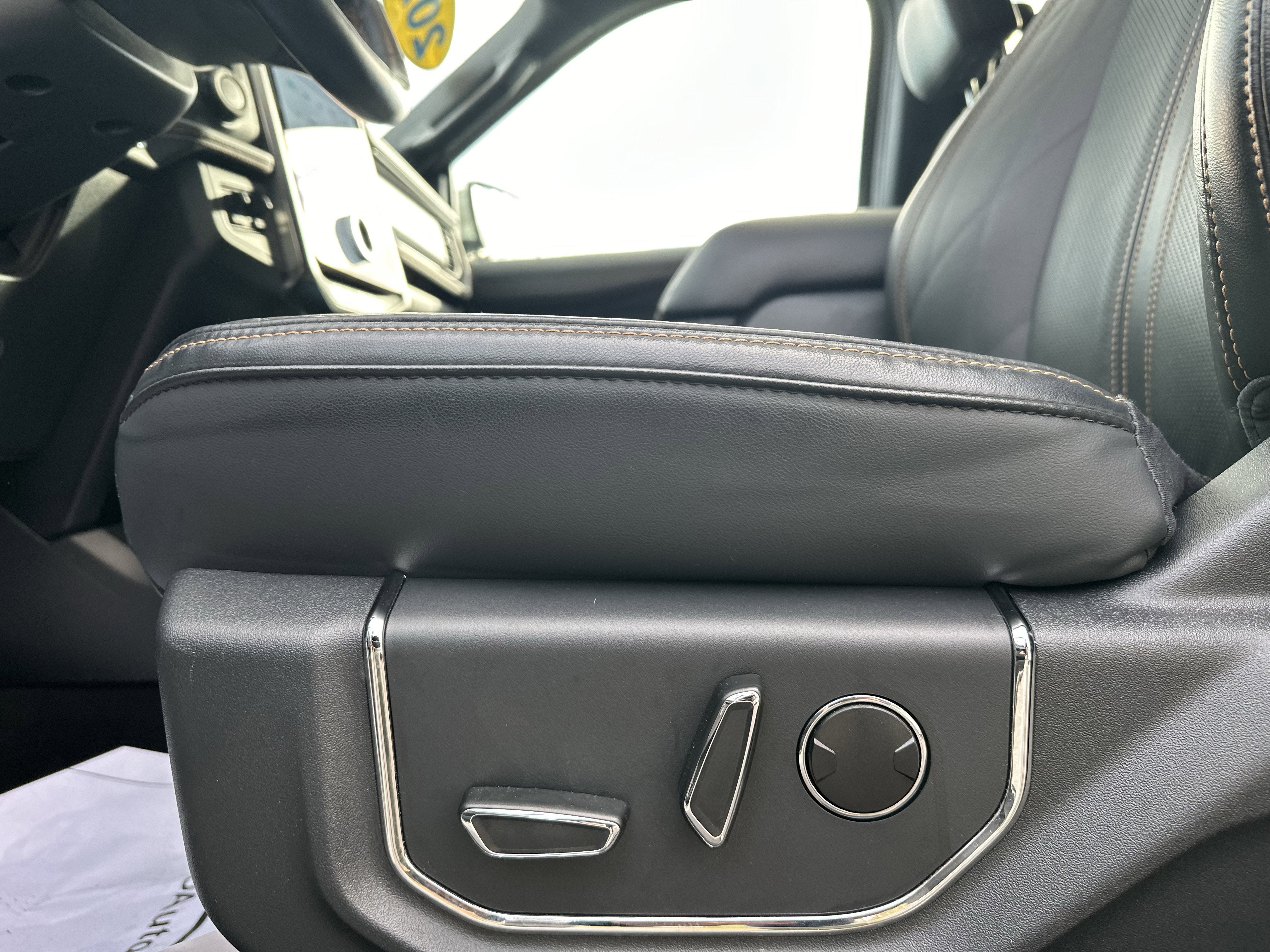 2024 Ford Expedition Platinum