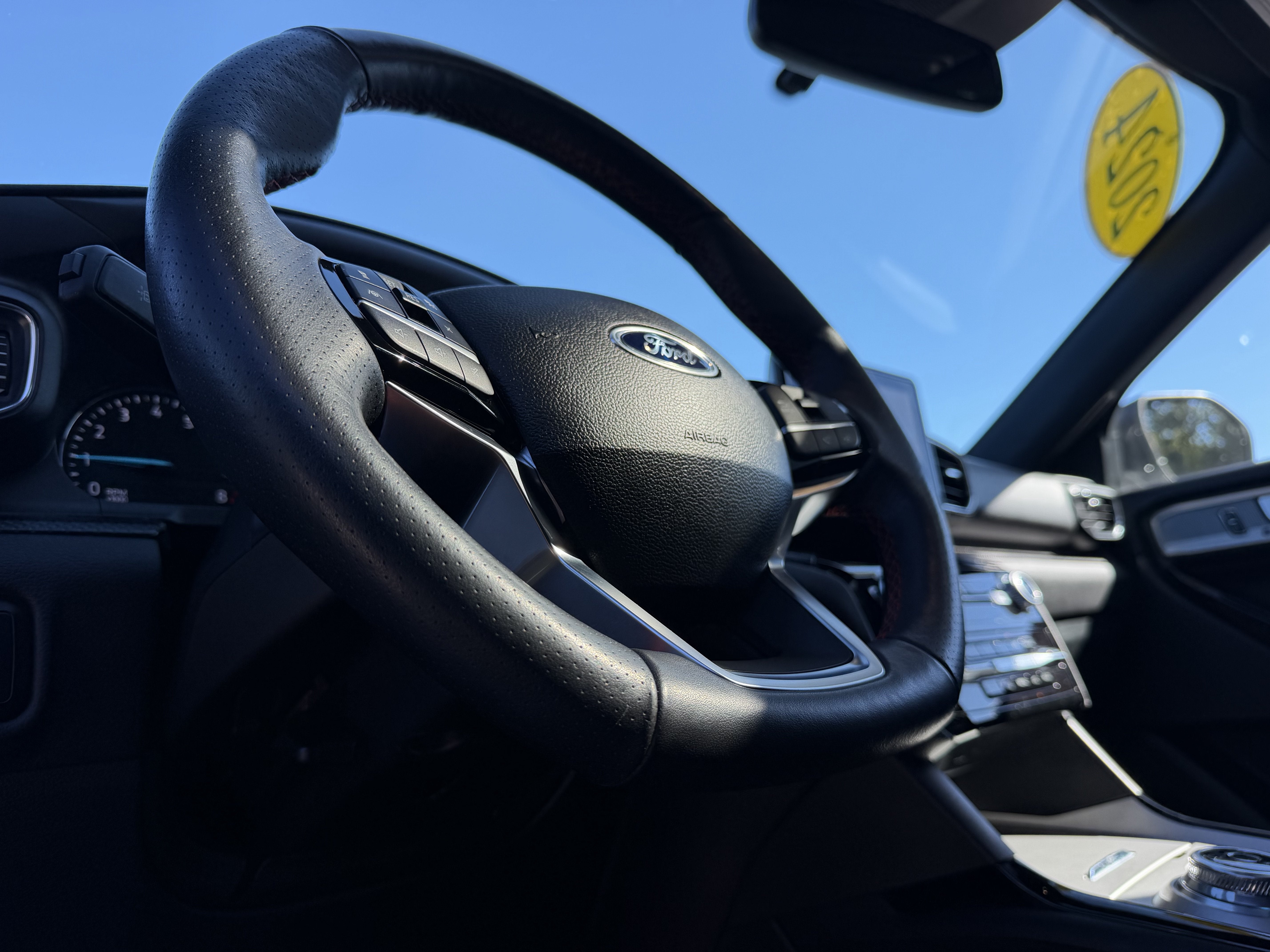2024 Ford Explorer ST-Line