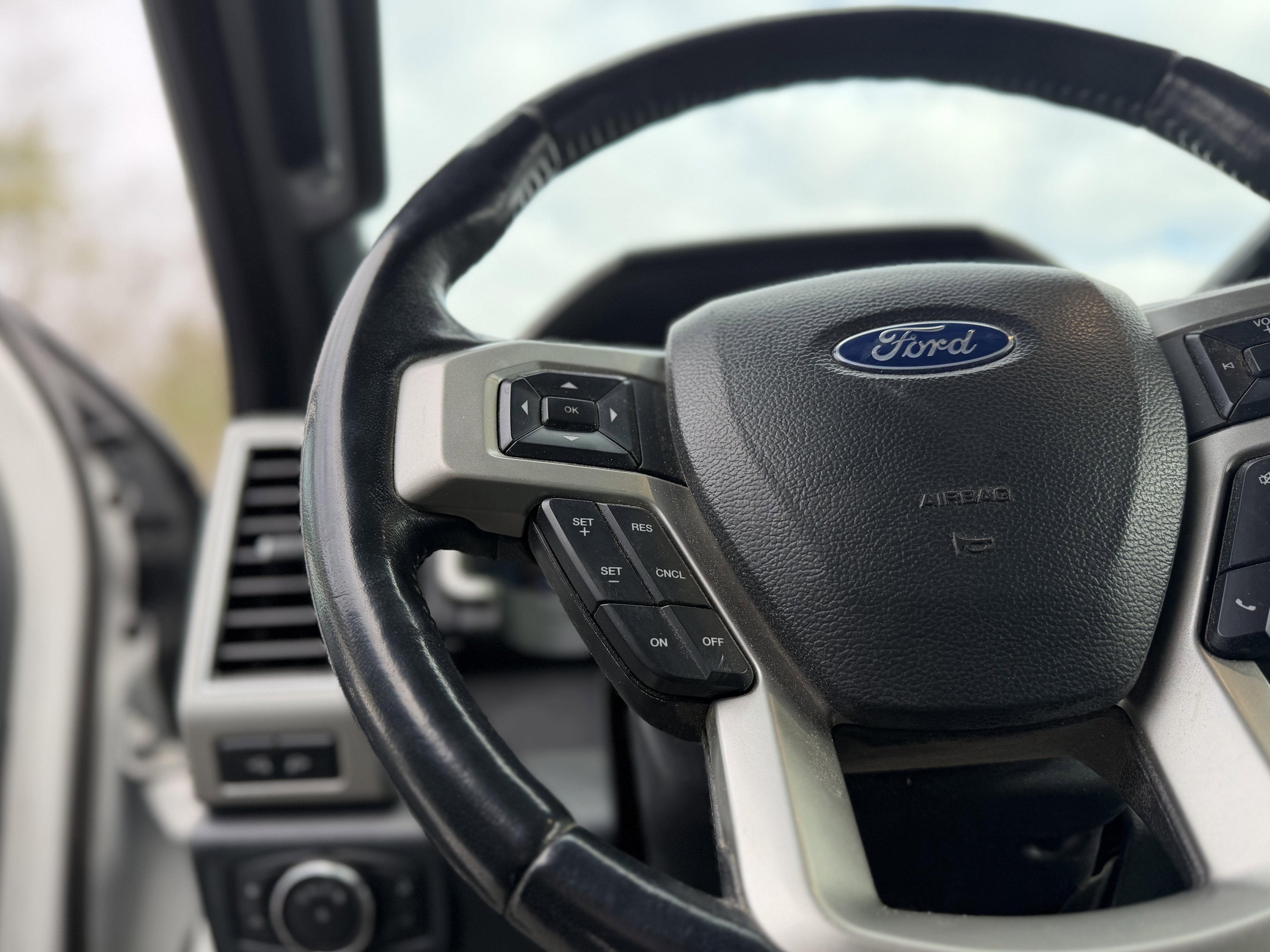 2022 Ford F-250SD Lariat