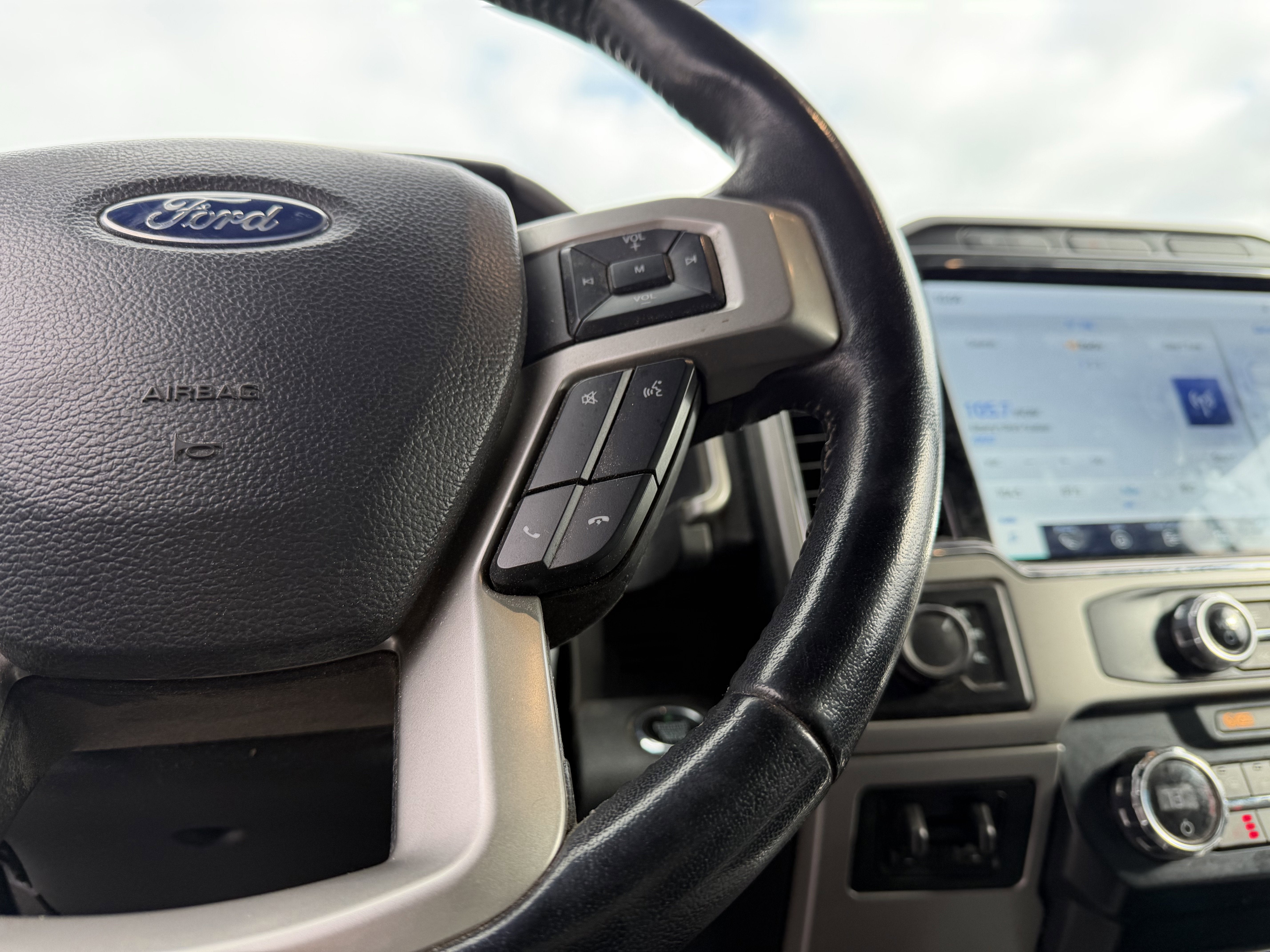 2022 Ford F-250SD Lariat