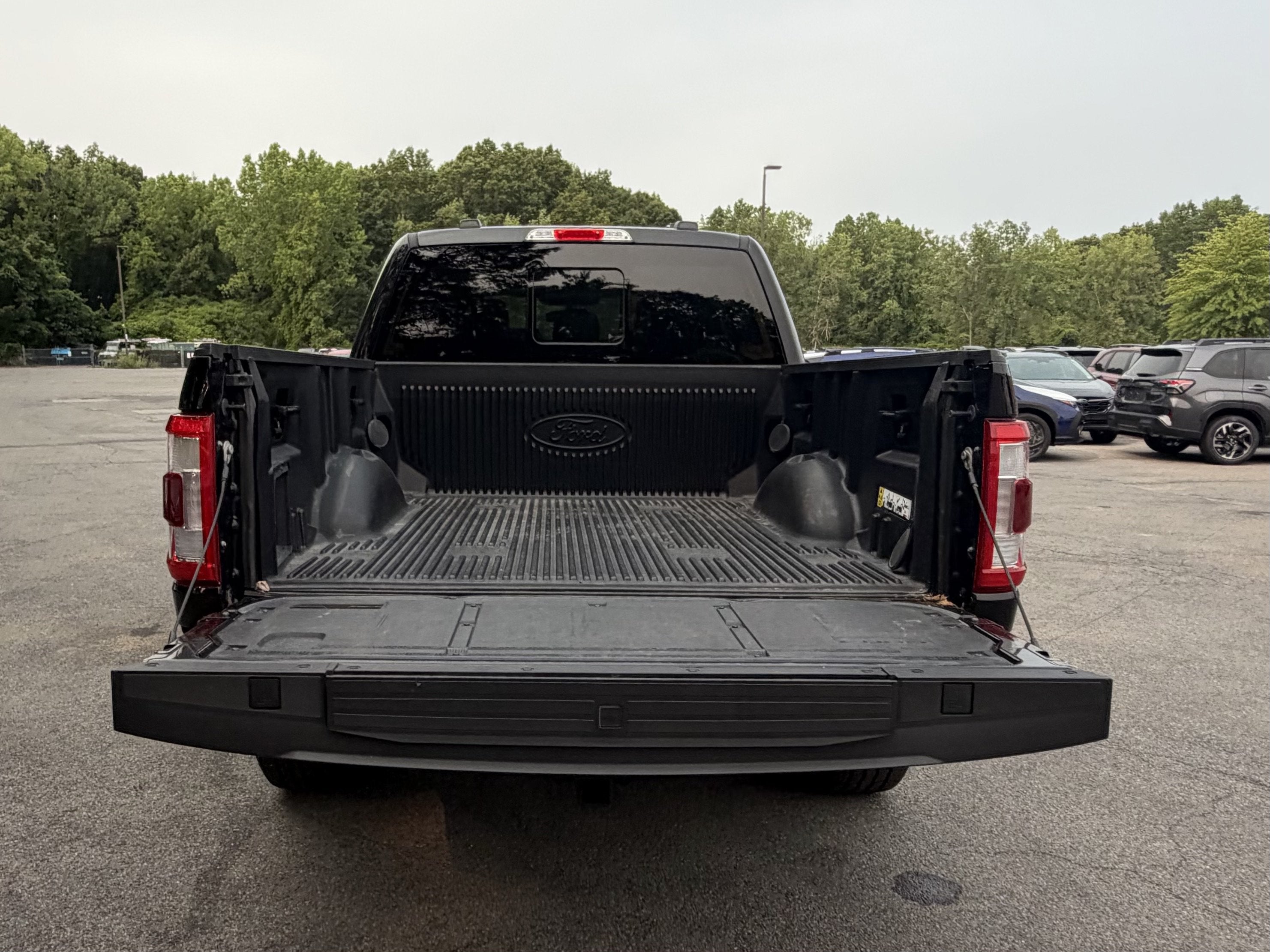 2022 Ford F-150 Lariat - Photo 11