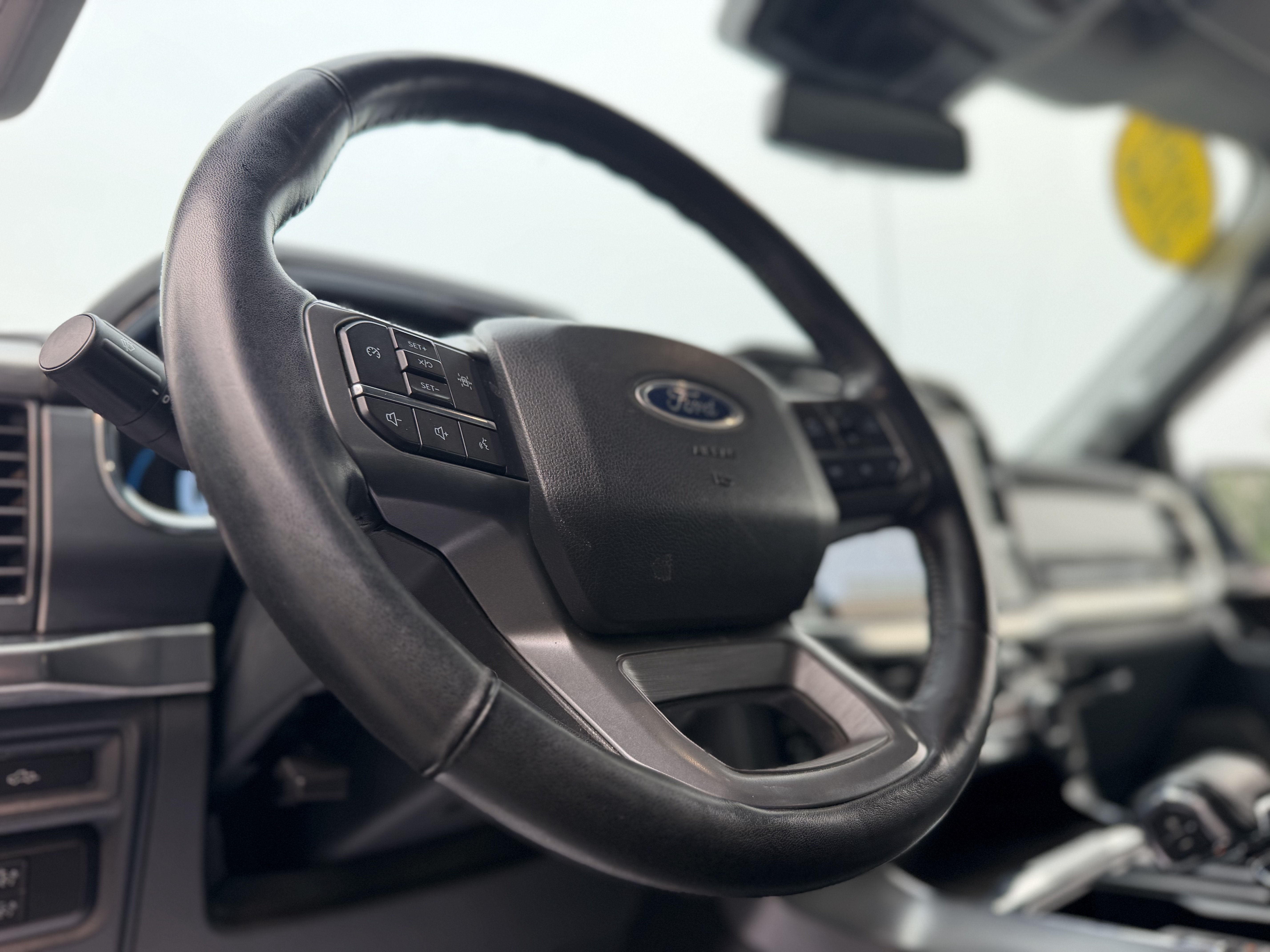 2022 Ford F-150 Lariat - Photo 16
