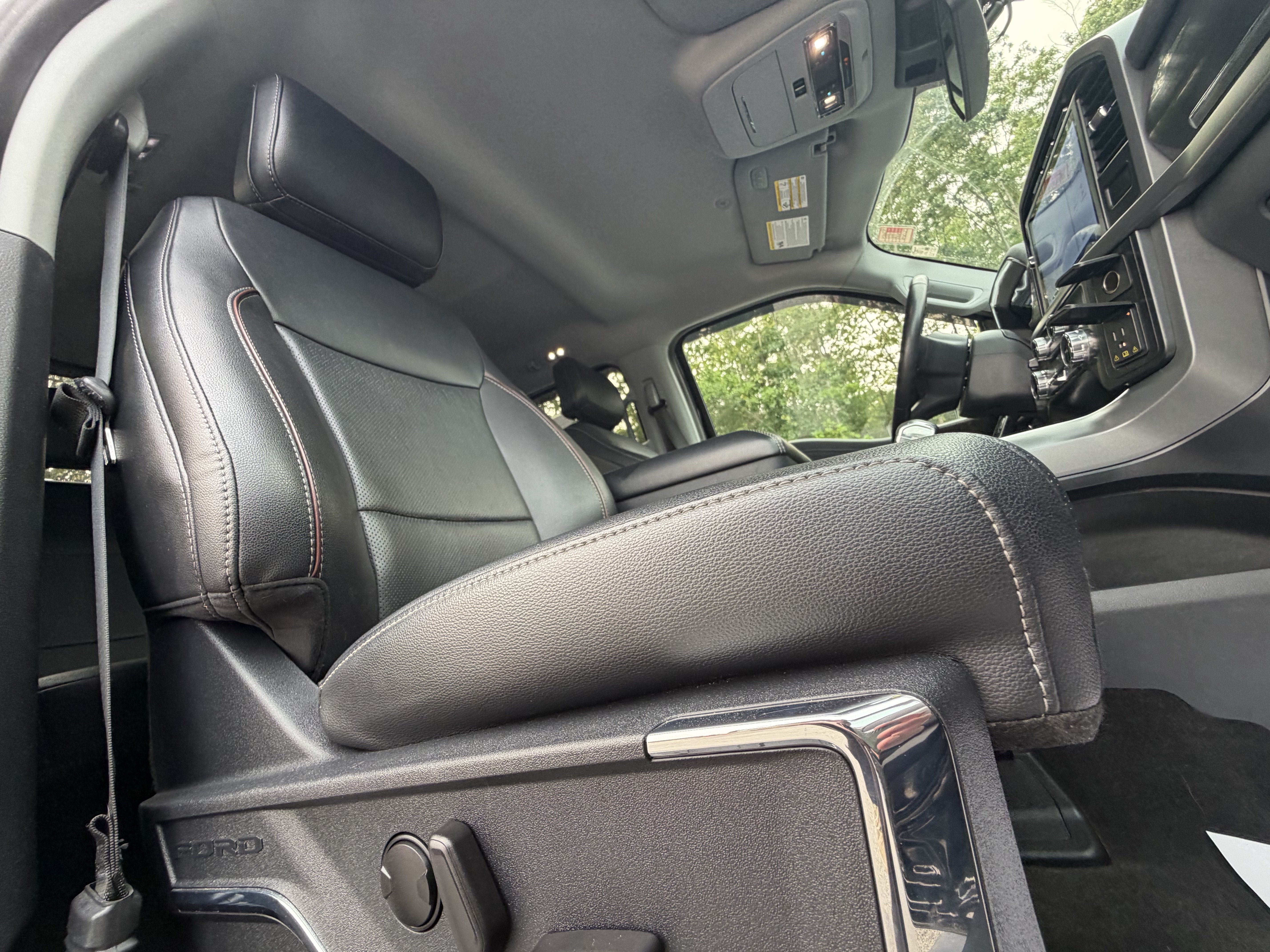 2022 Ford F-150 Lariat - Photo 34