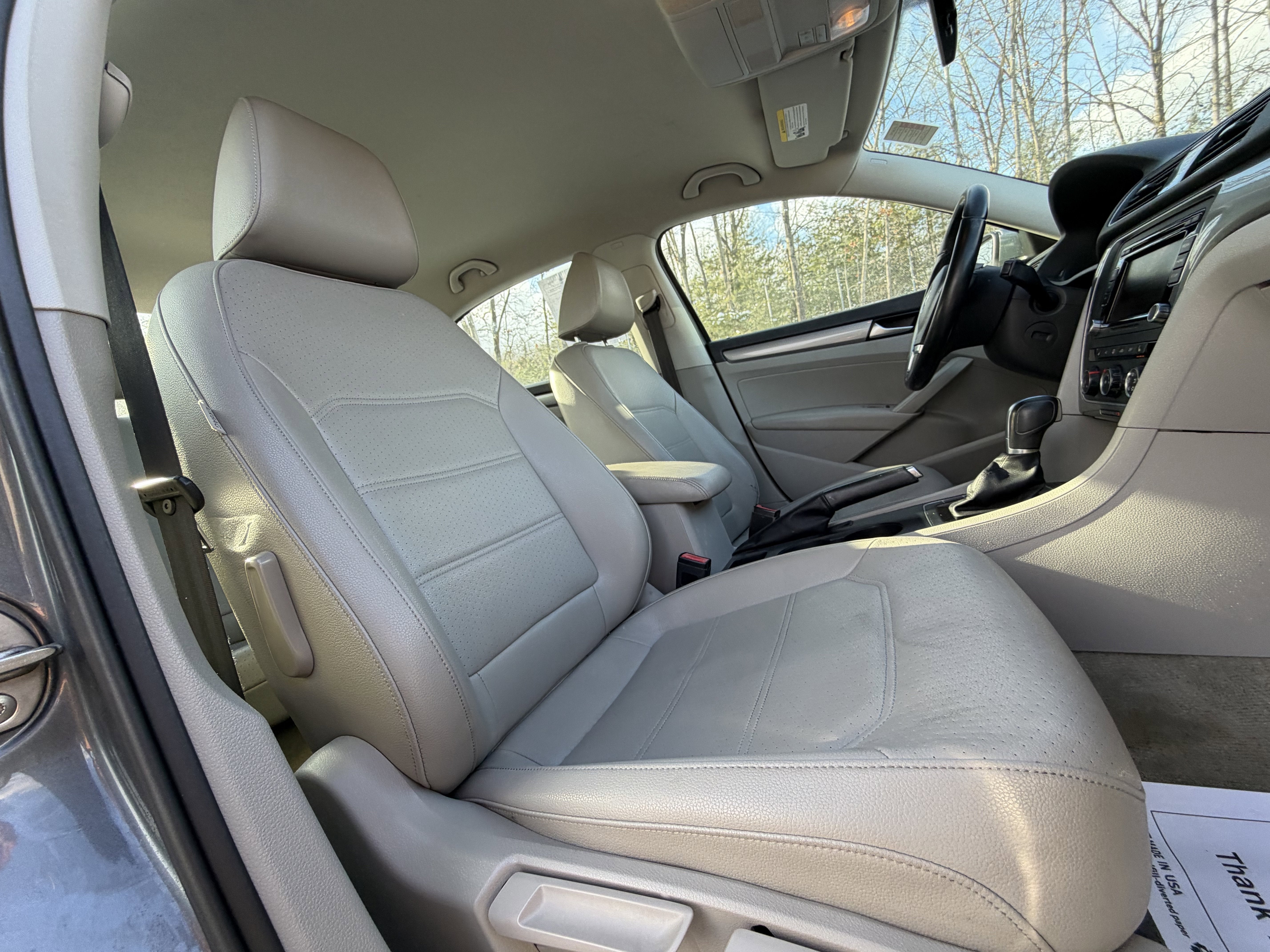 2015 Volkswagen Passat 1.8T Limited Edition