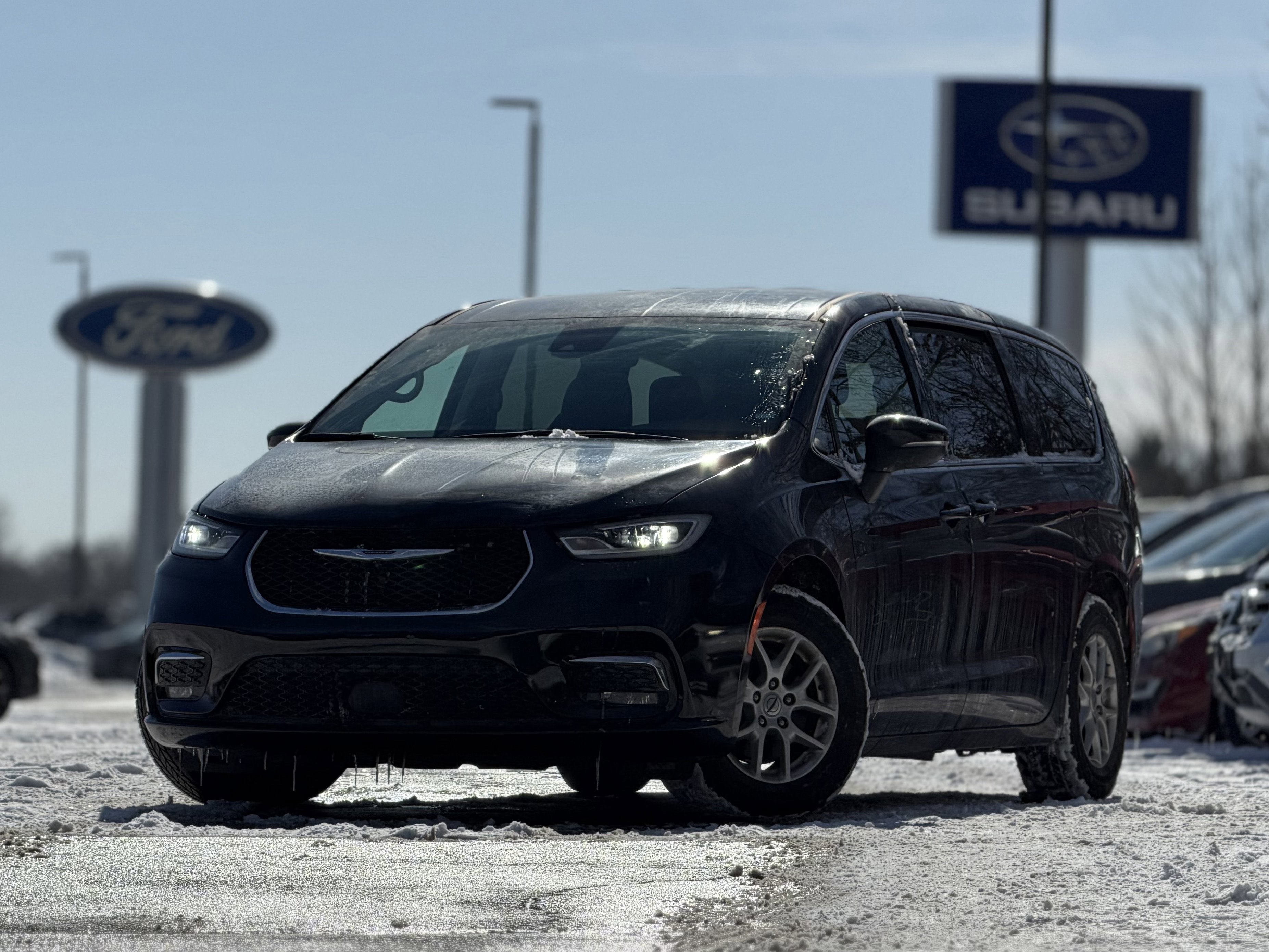 2023 Chrysler Pacifica Touring L