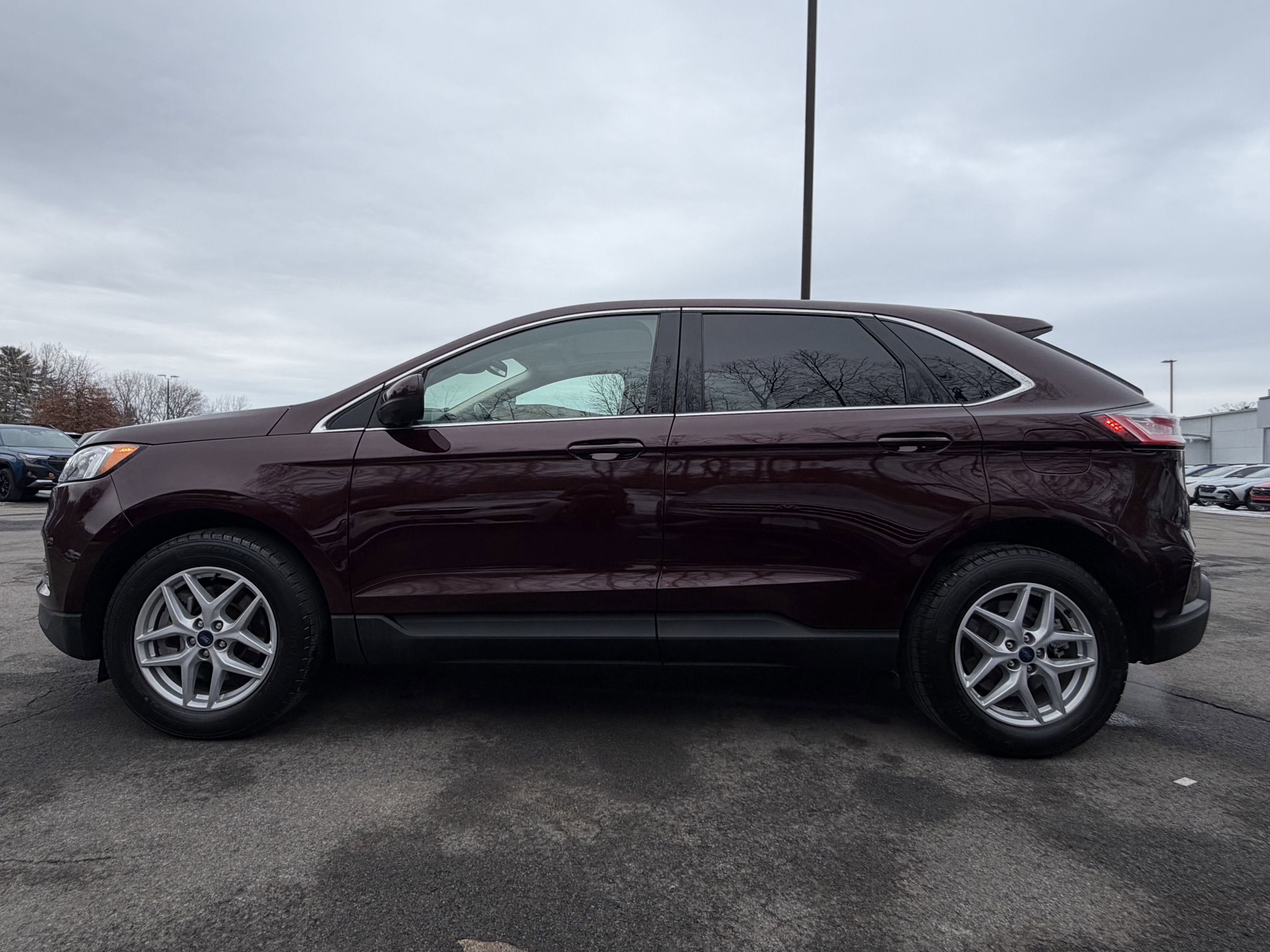 2022 Ford Edge SEL