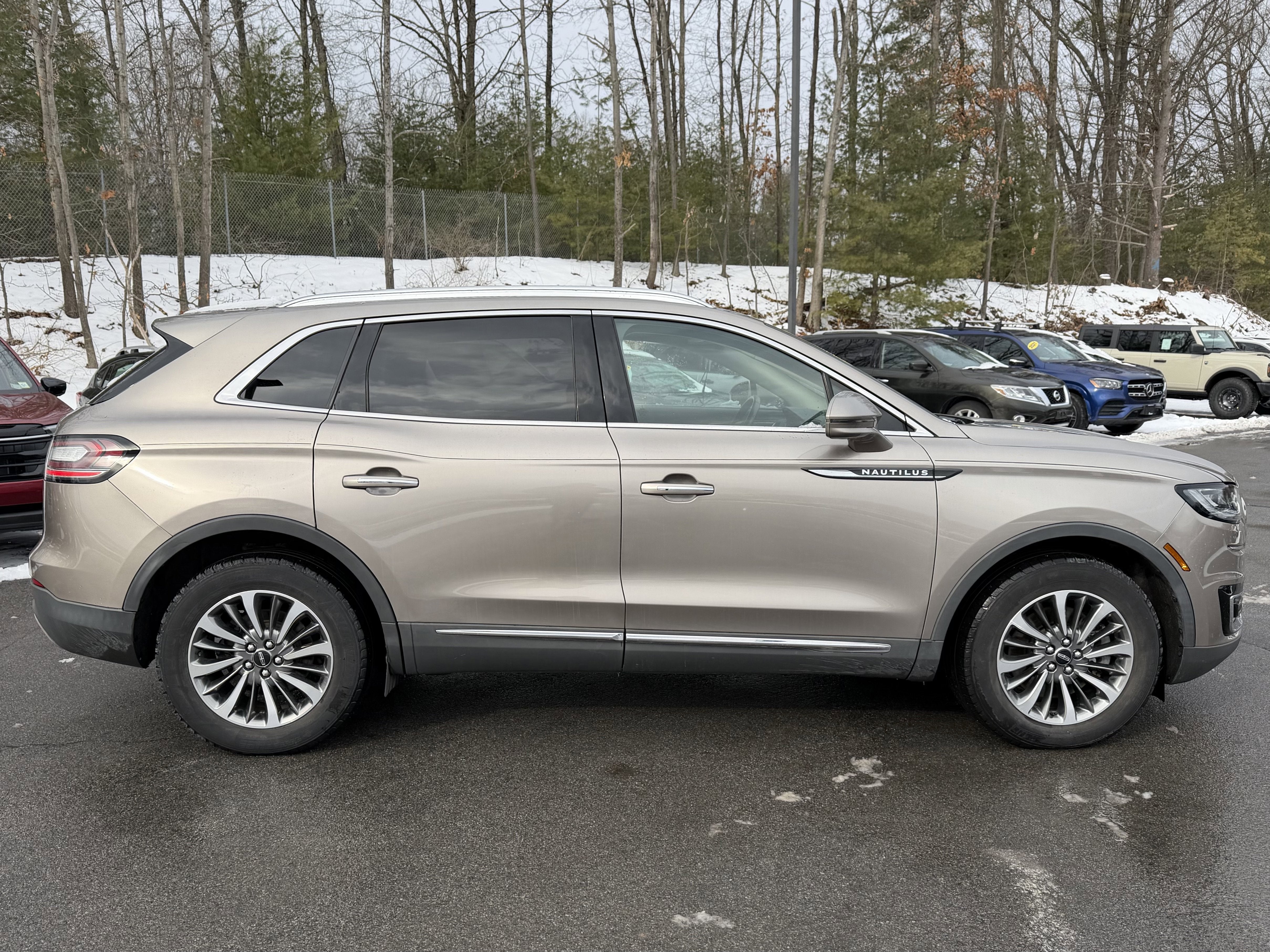 2020 Lincoln Nautilus Reserve