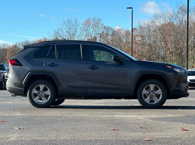 2022 Toyota RAV4 Hybrid LE