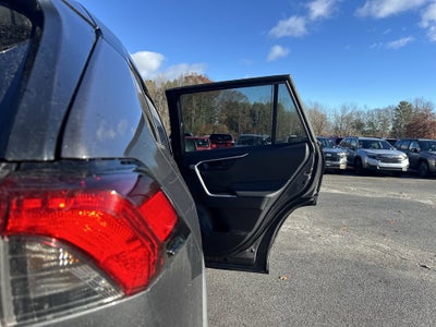 2022 Toyota RAV4 Hybrid LE