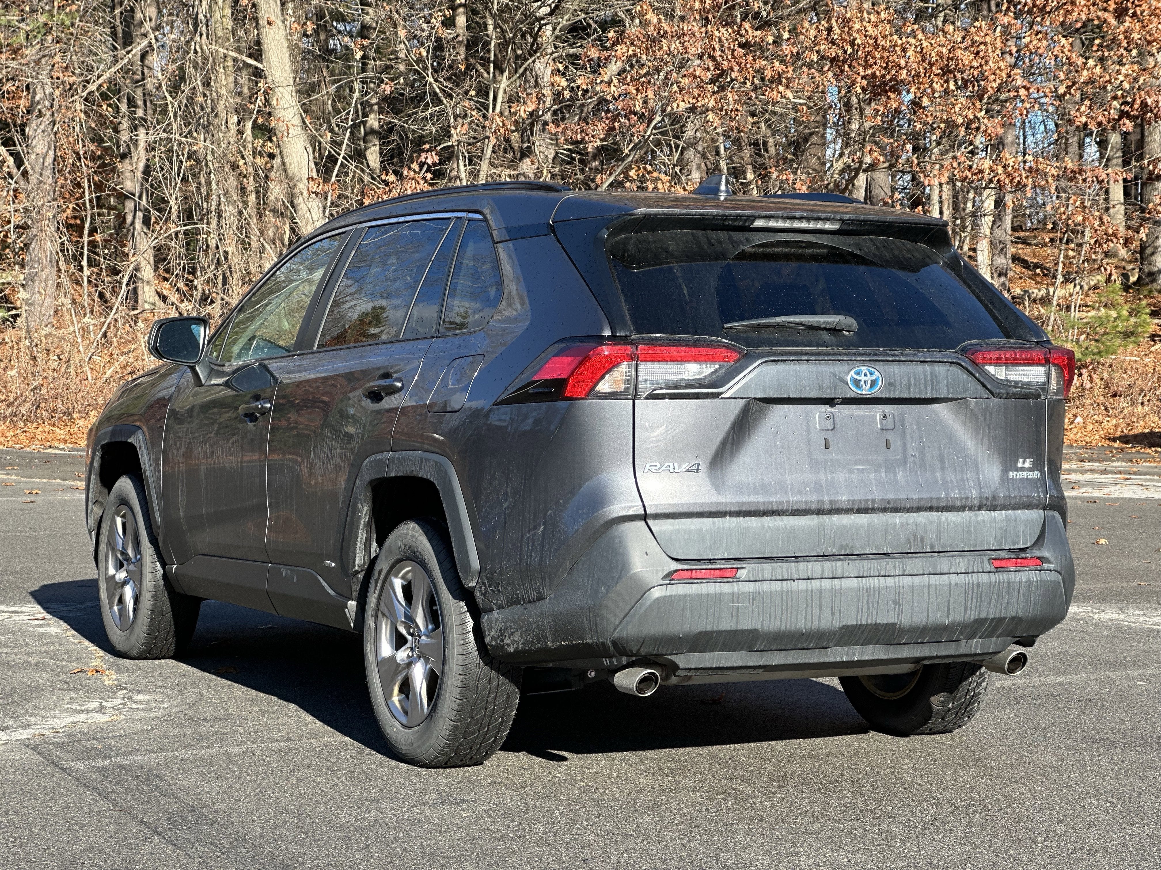 2022 Toyota RAV4 Hybrid LE