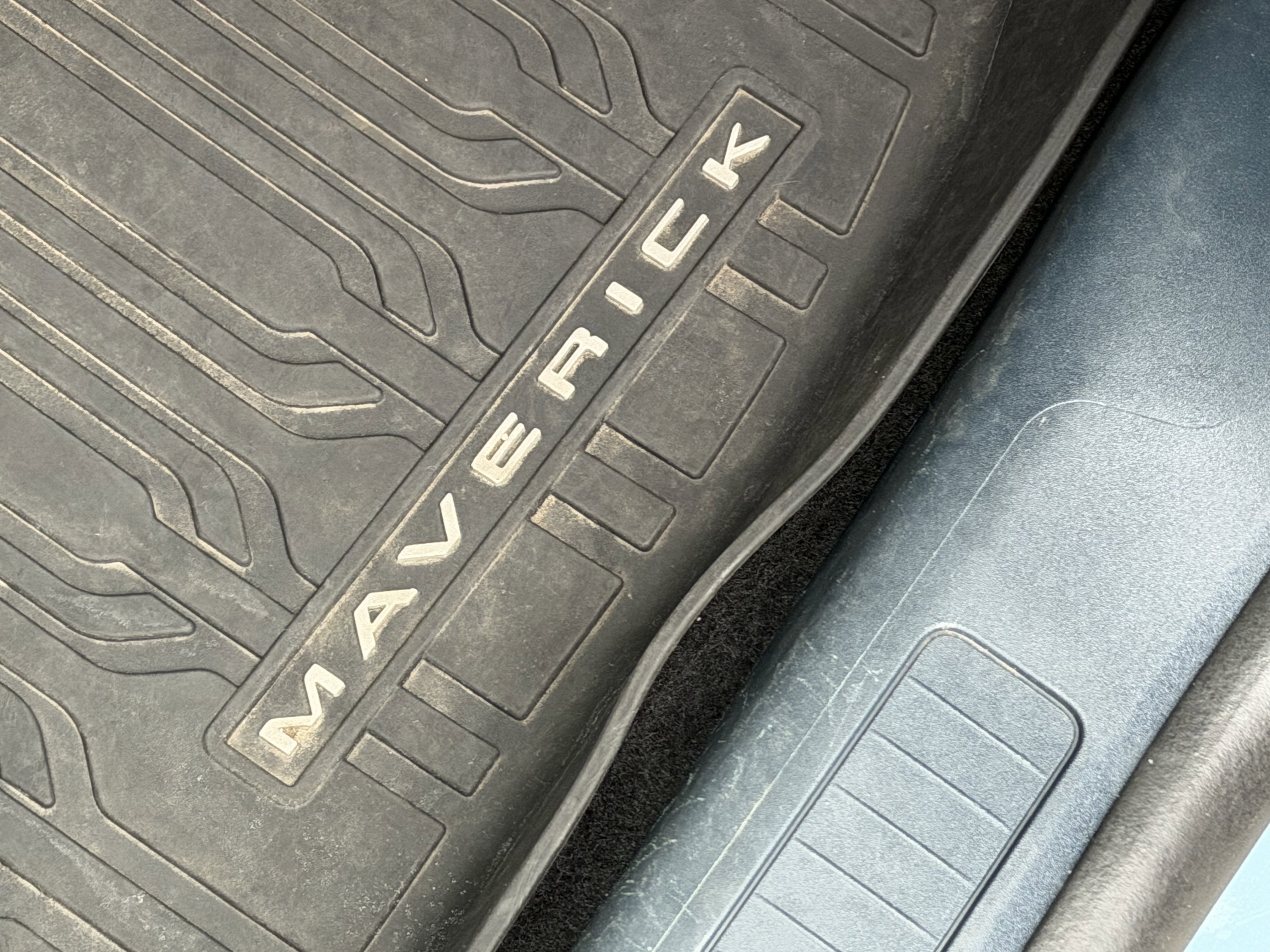 2023 Ford Maverick Lariat