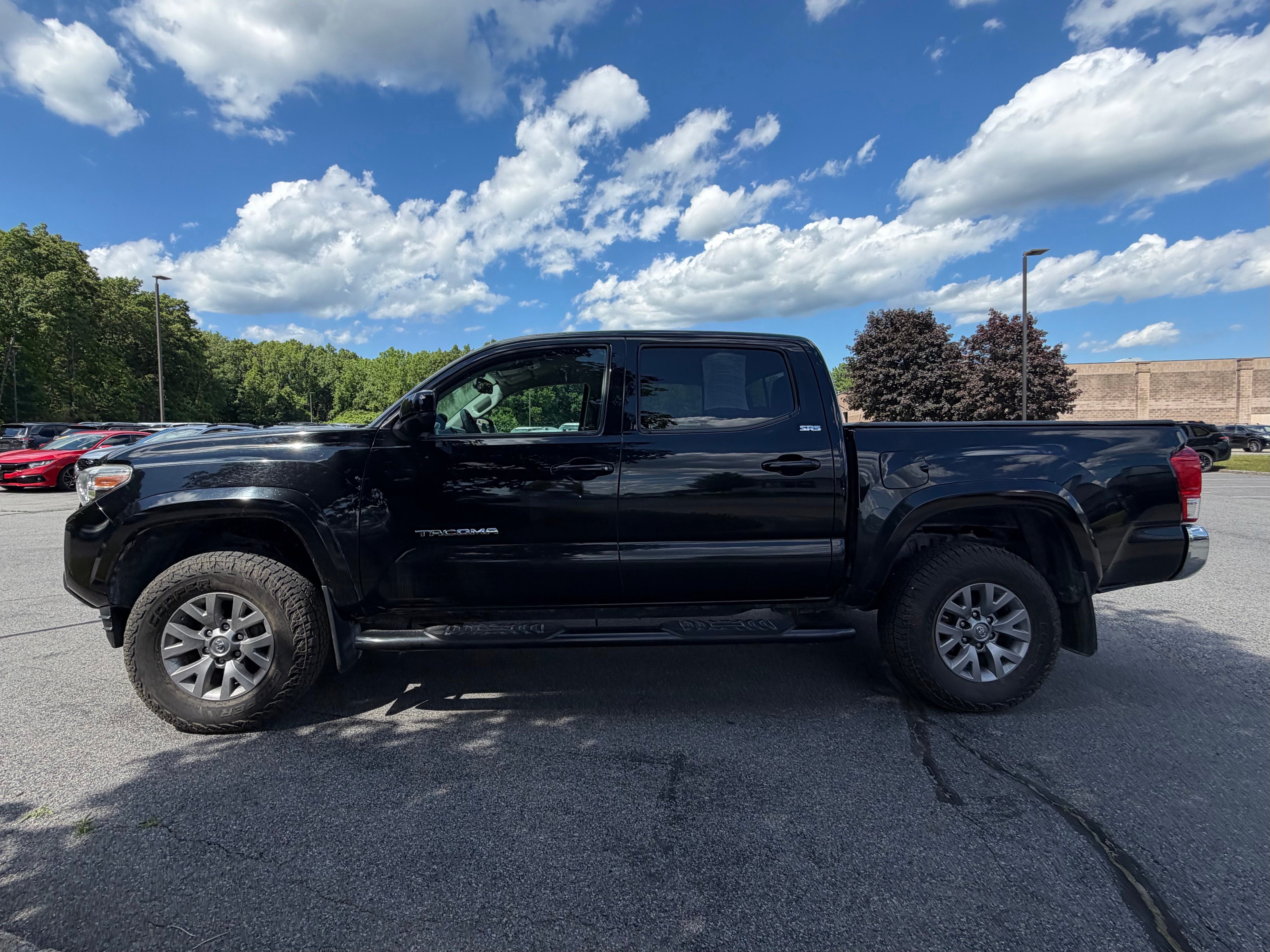 2017 Toyota Tacoma SR5