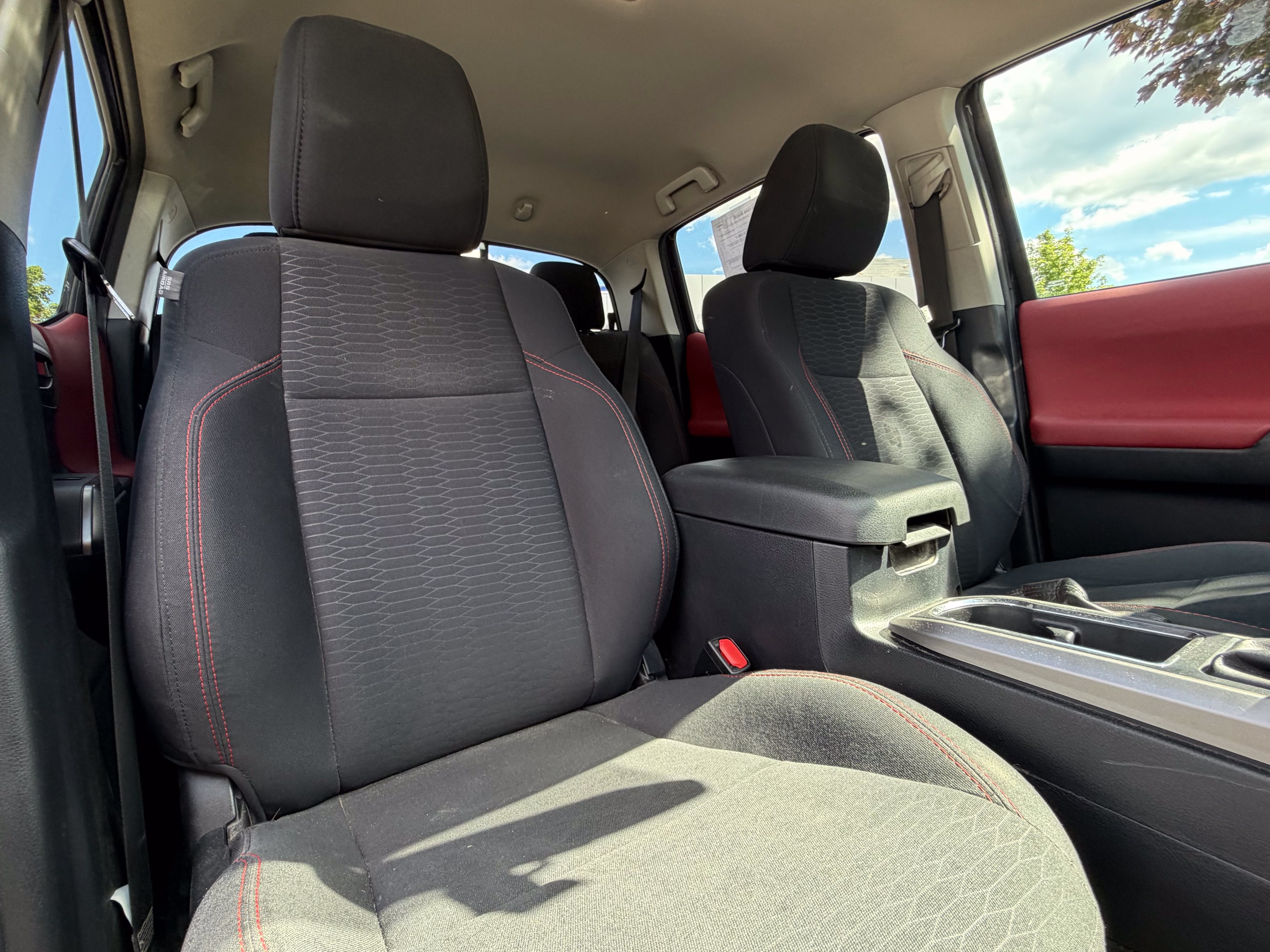 2017 Toyota Tacoma SR5