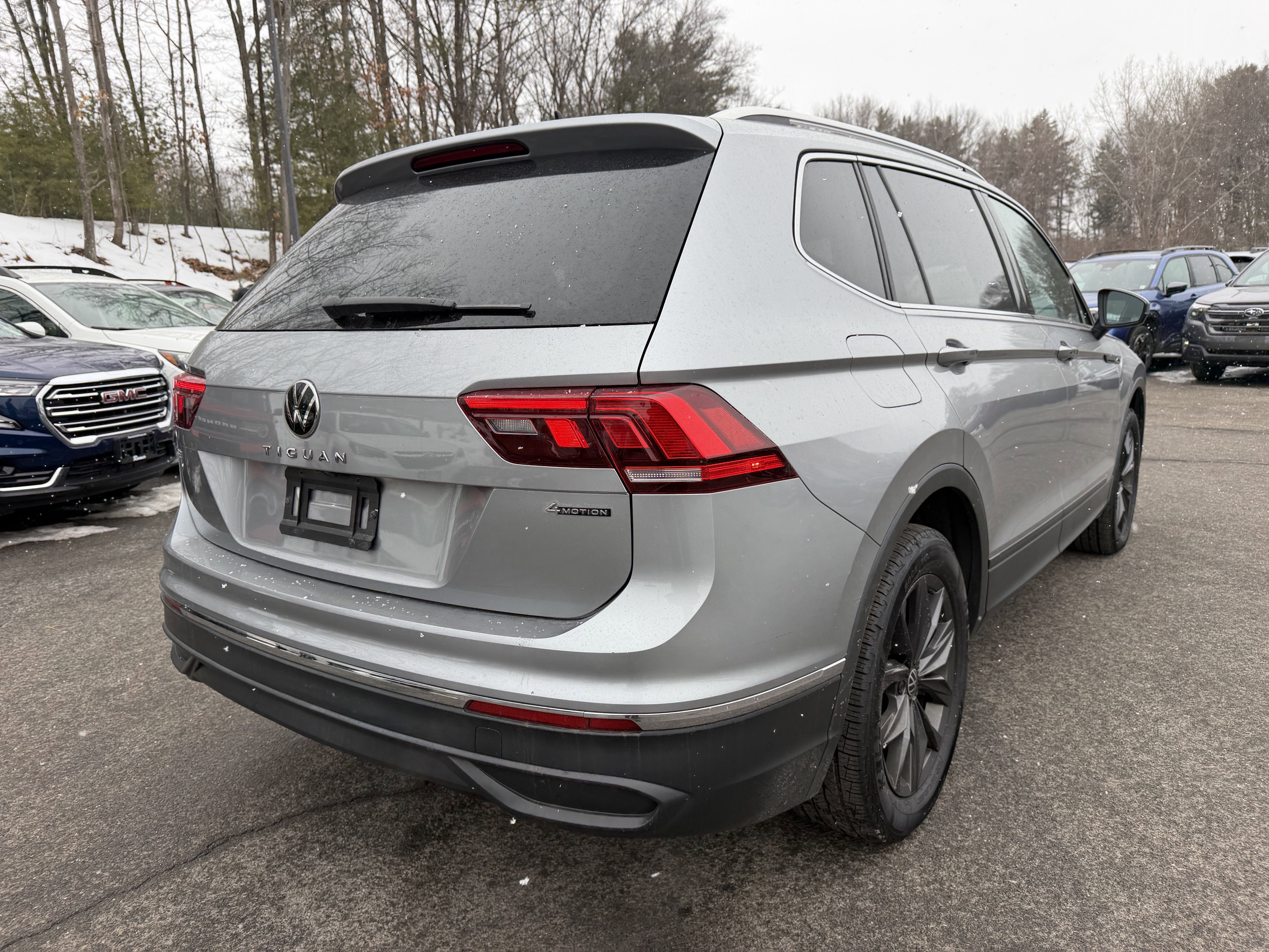 2022 Volkswagen Tiguan 2.0T SE