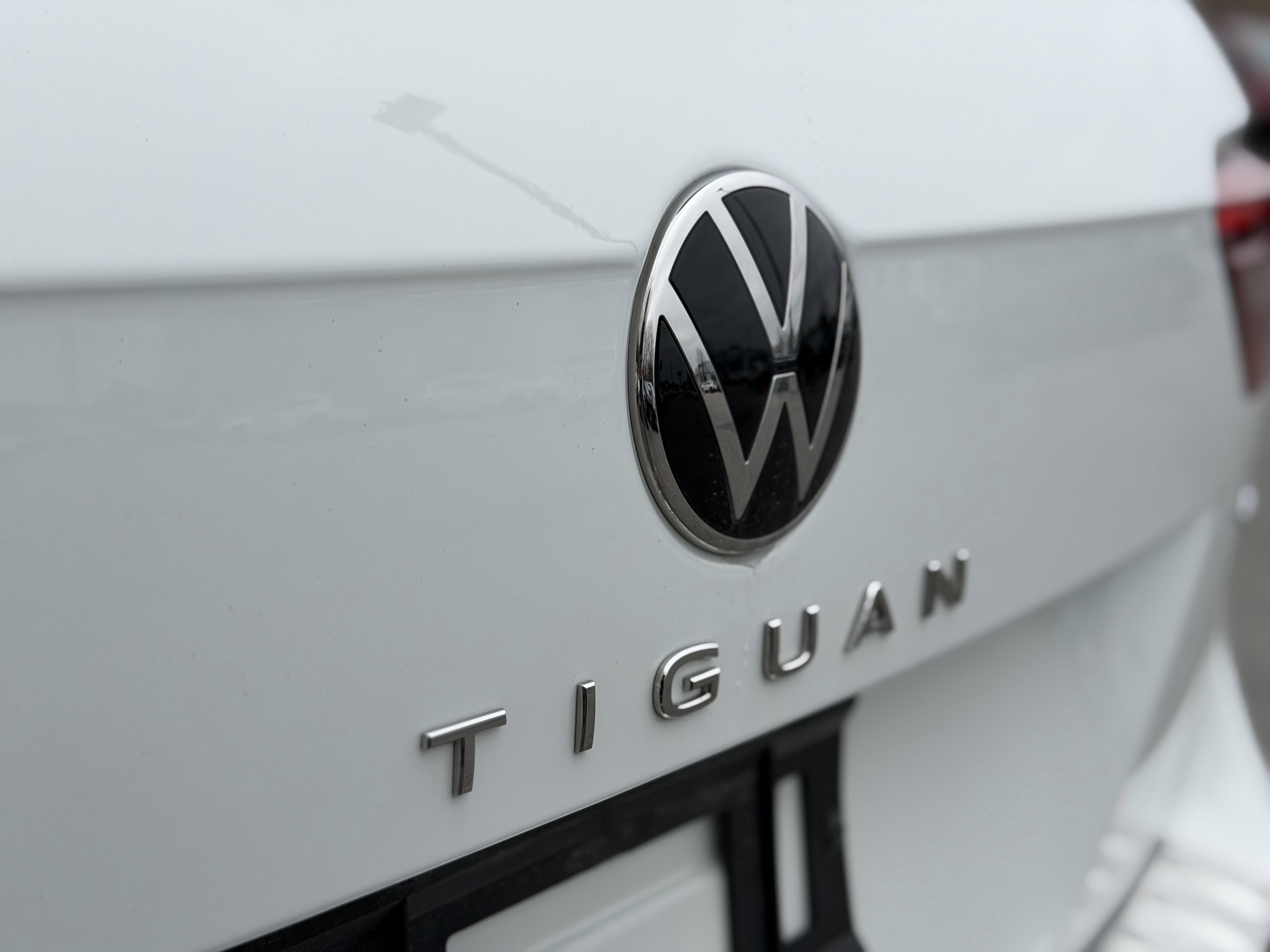 2024 Volkswagen Tiguan 2.0T Wolfsburg Edition