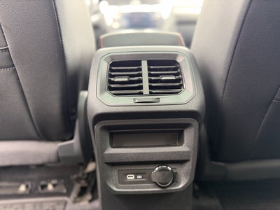 2024 Volkswagen Tiguan 2.0T Wolfsburg Edition