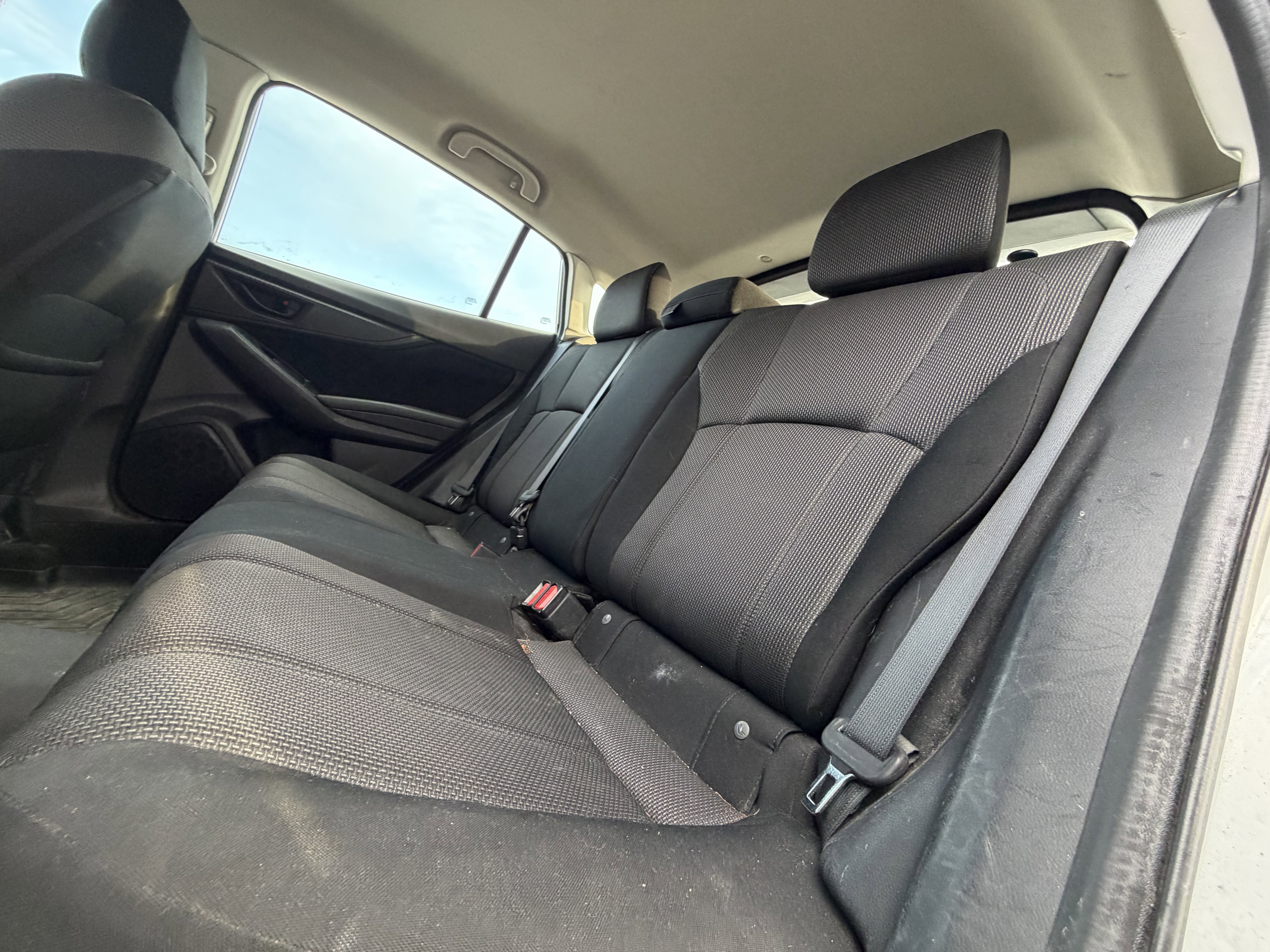 2019 Subaru Impreza 2.0i