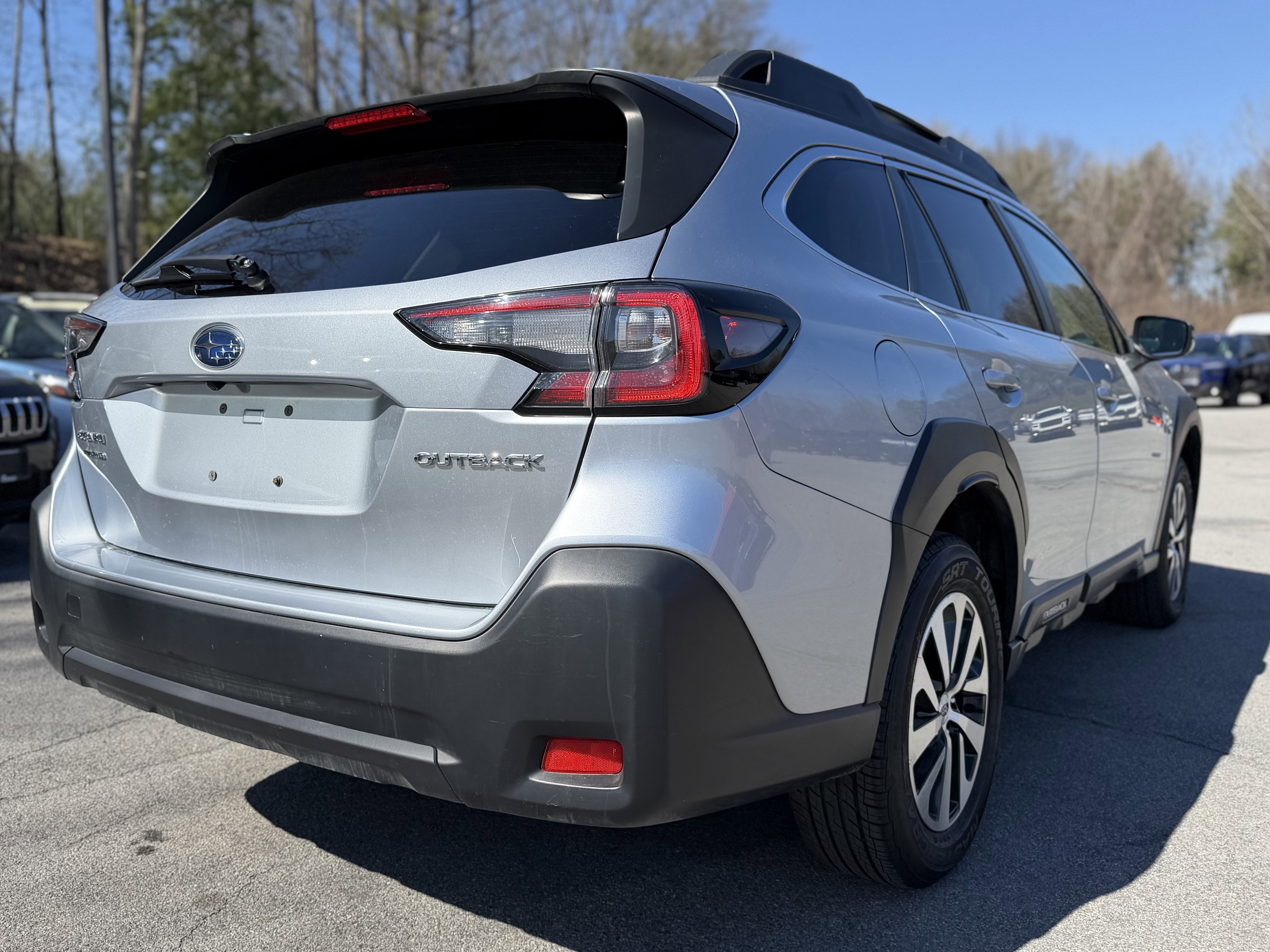 2023 Subaru Outback Premium