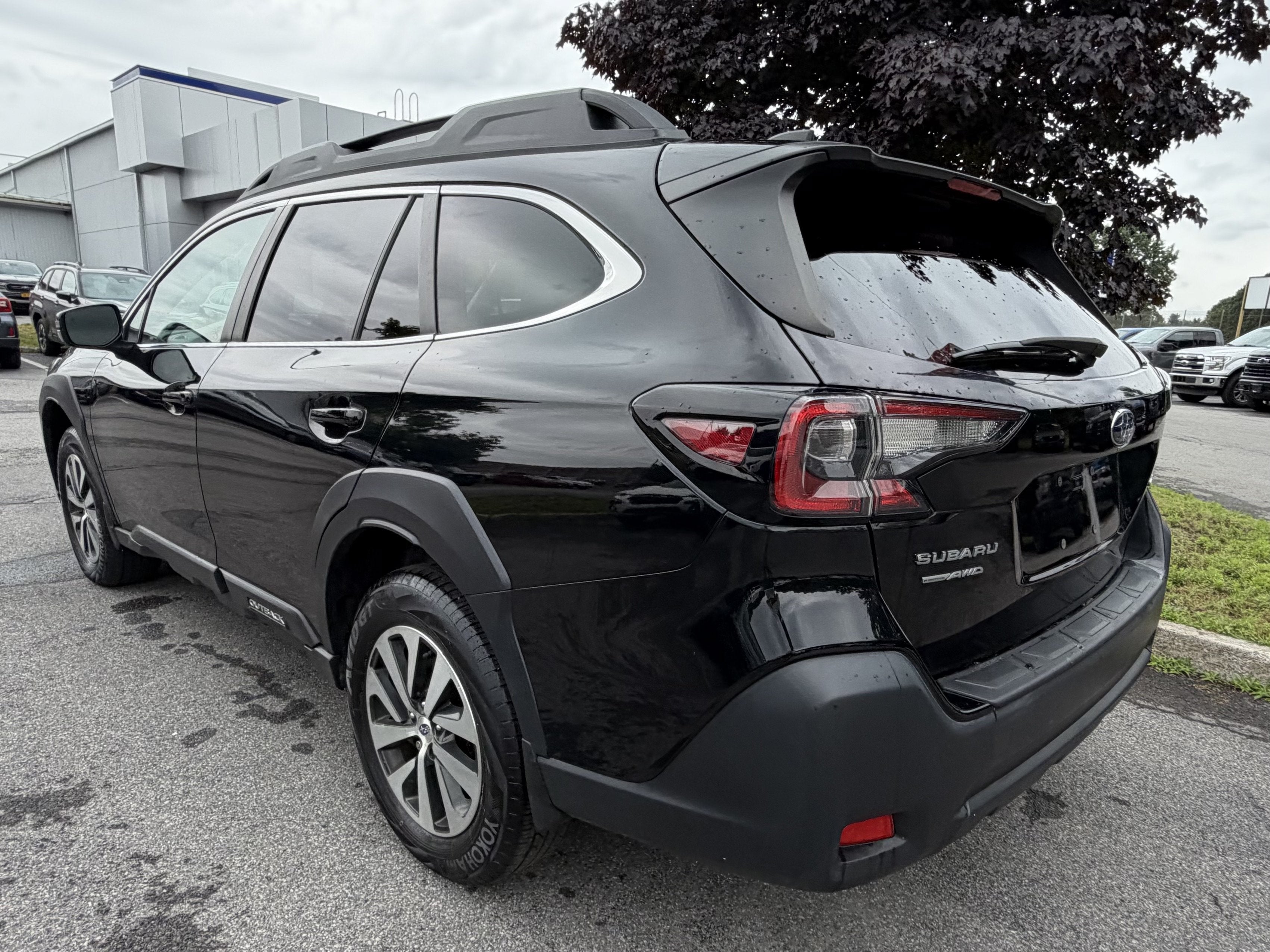 2023 Subaru Outback Premium
