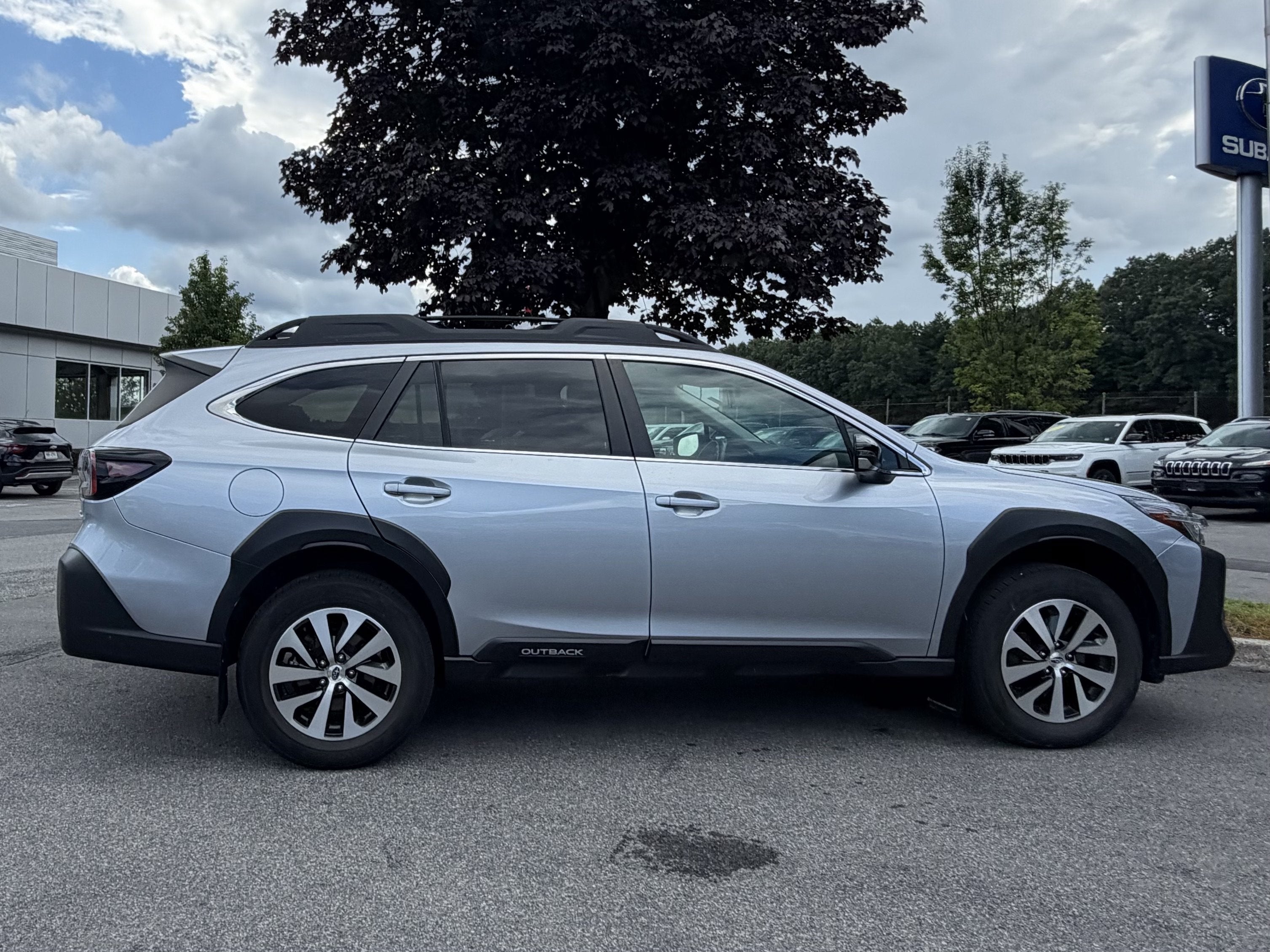 2024 Subaru Outback Premium