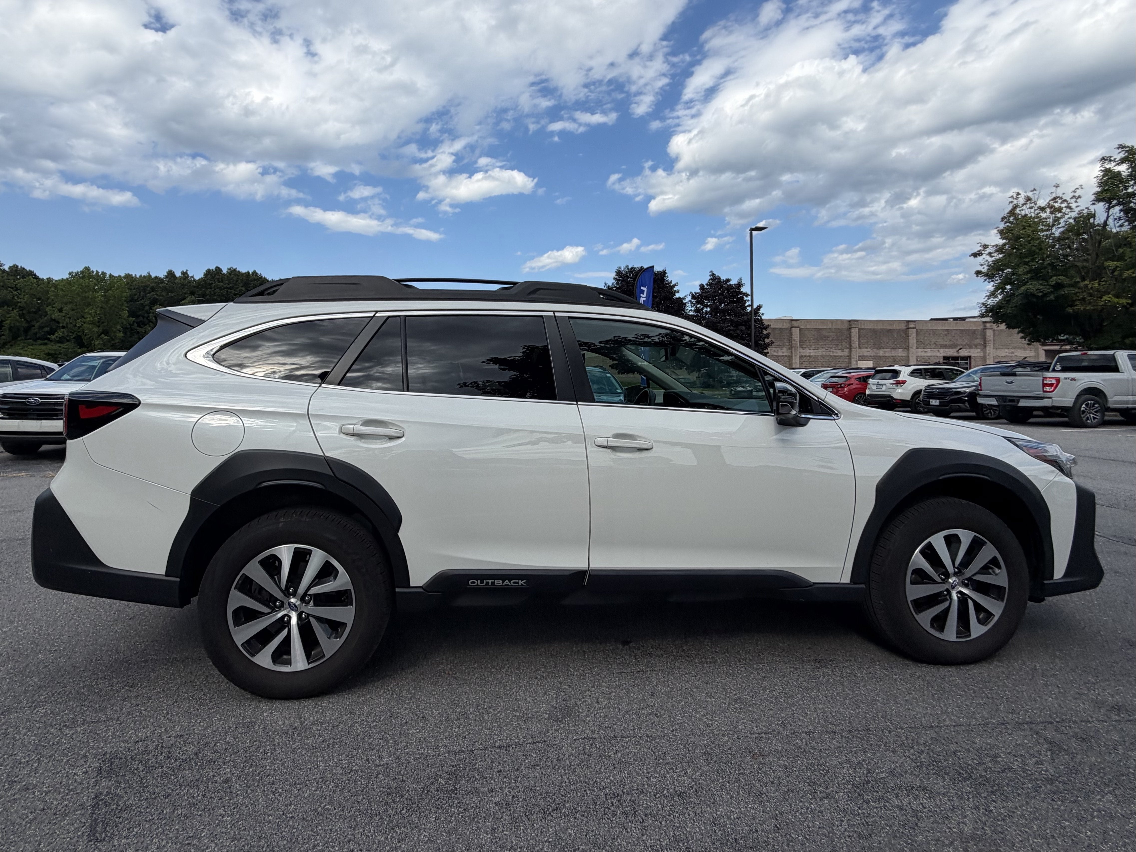 2024 Subaru Outback Premium