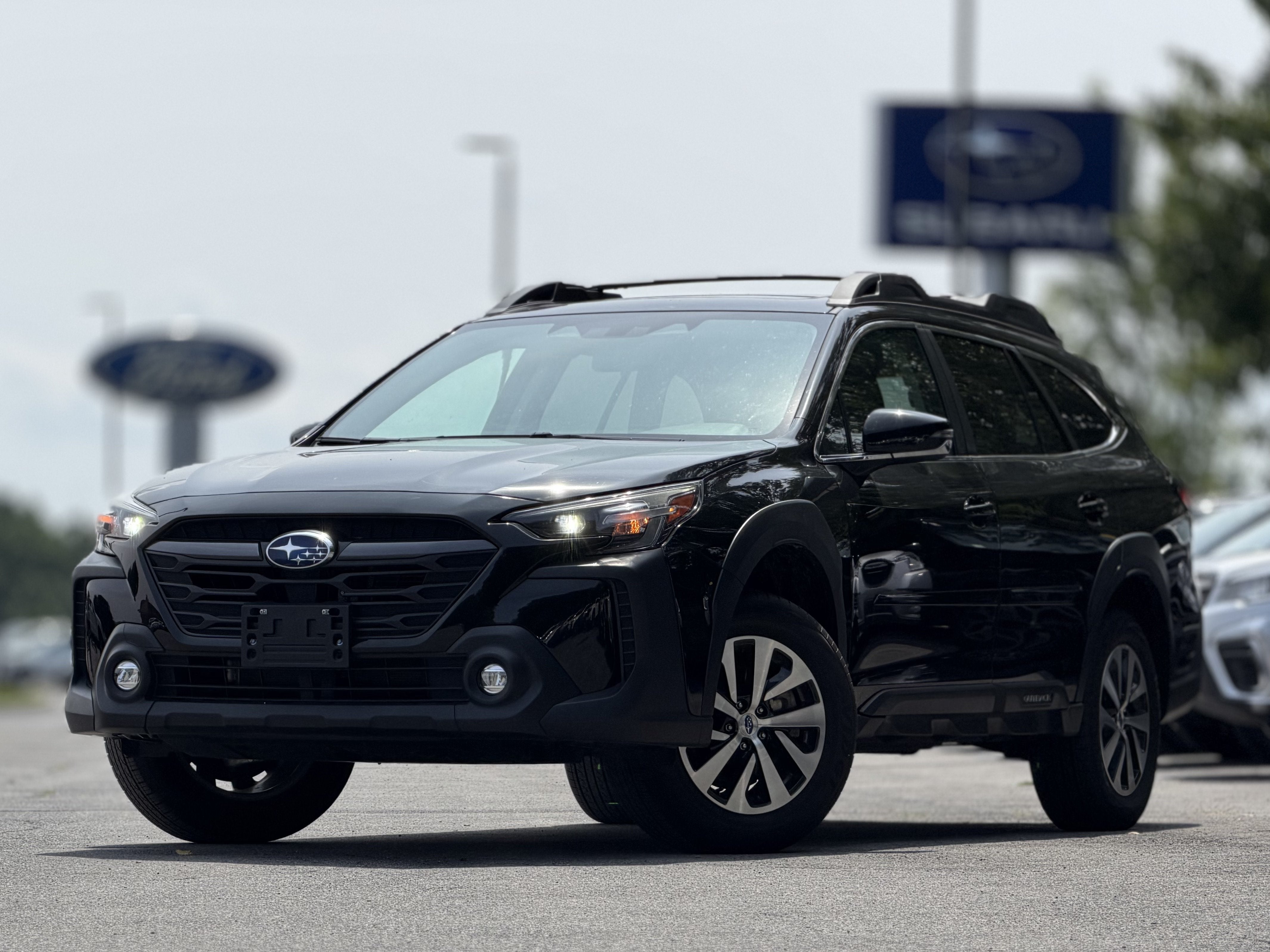 2025 Subaru Outback Premium