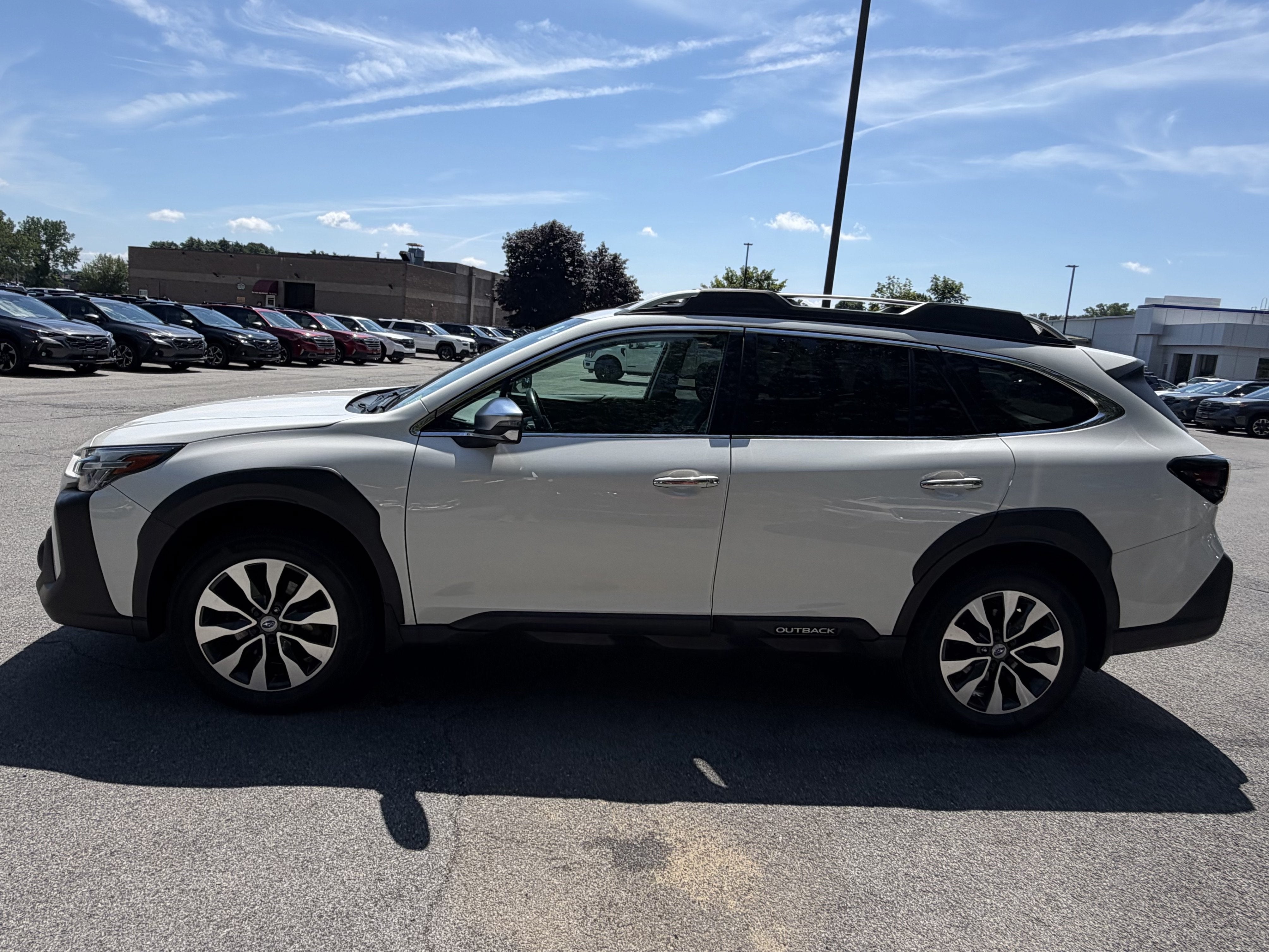 2023 Subaru Outback Touring XT
